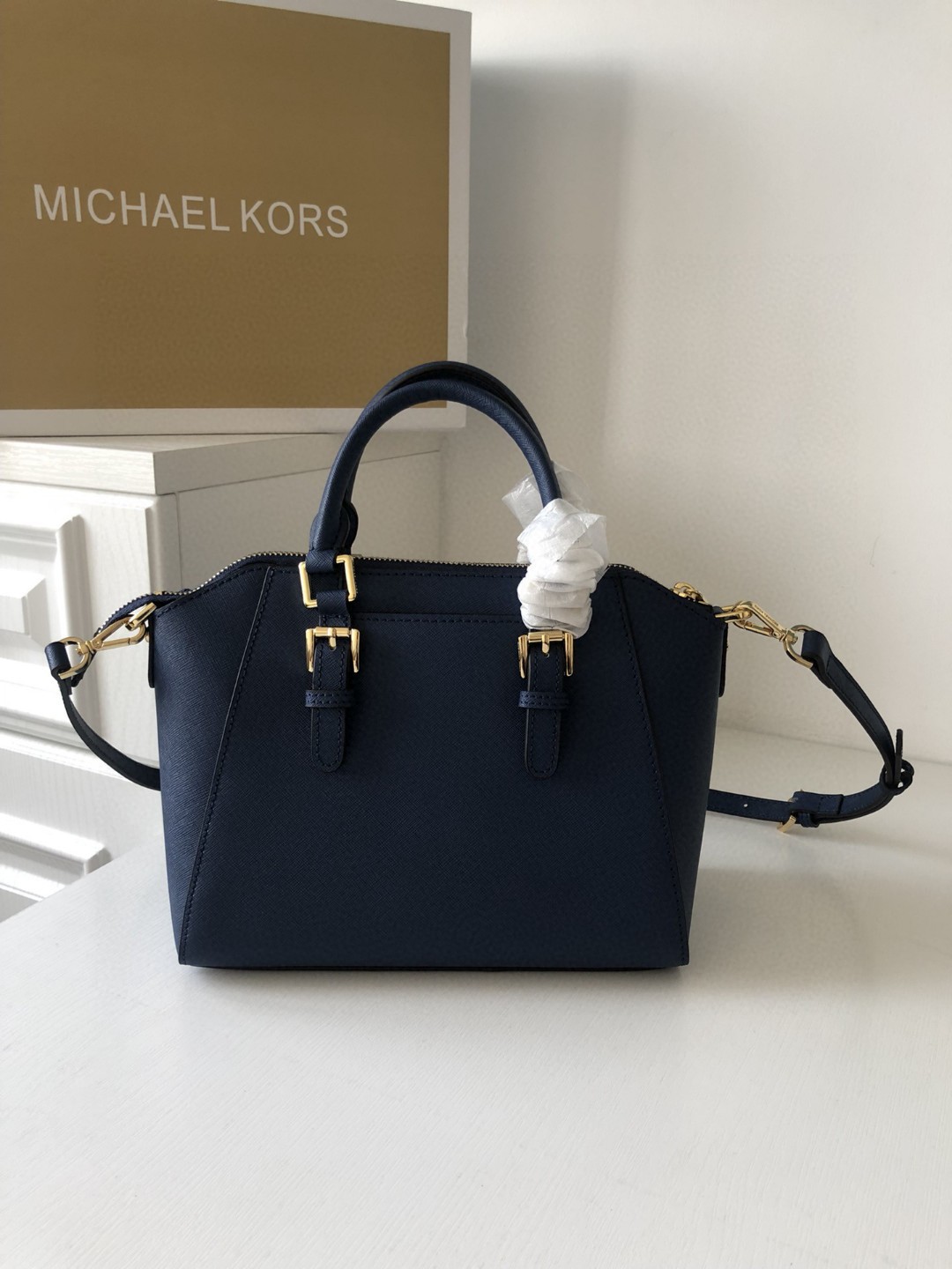 MK new arrival bag size :24.5cm*20.5cm*11cm
