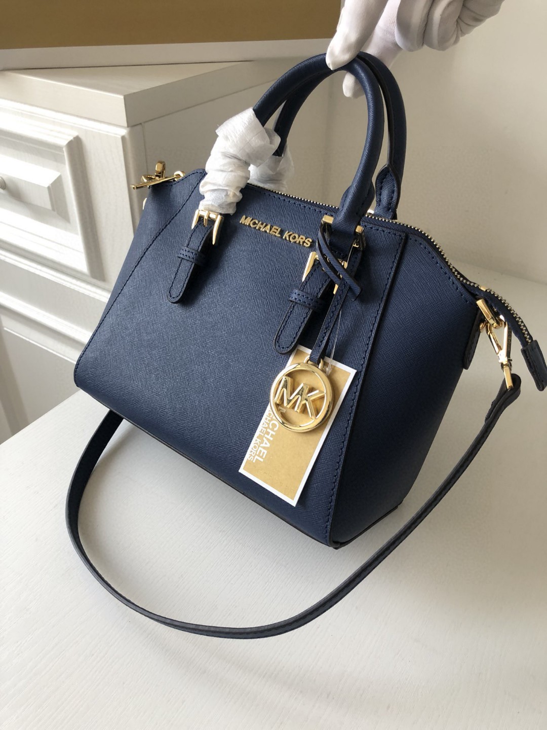 MK new arrival bag size :24.5cm*20.5cm*11cm