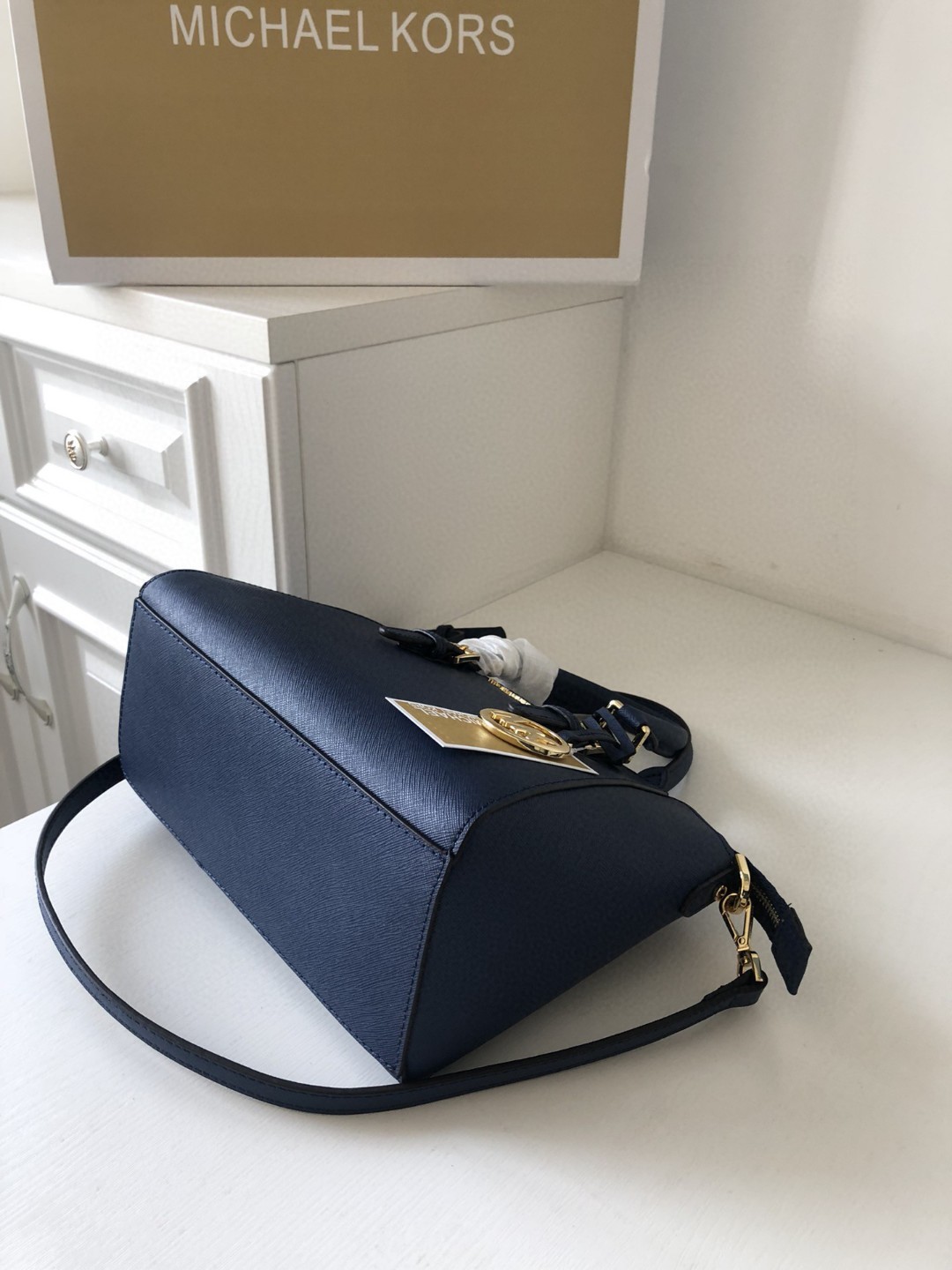 MK new arrival bag size :24.5cm*20.5cm*11cm