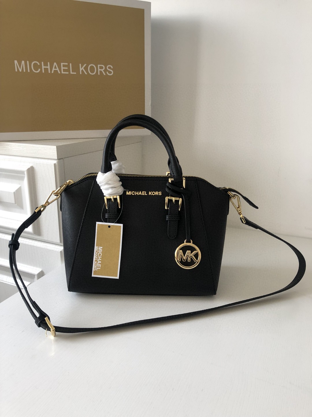 MK new arrival bag size :24.5cm*20.5cm*11cm