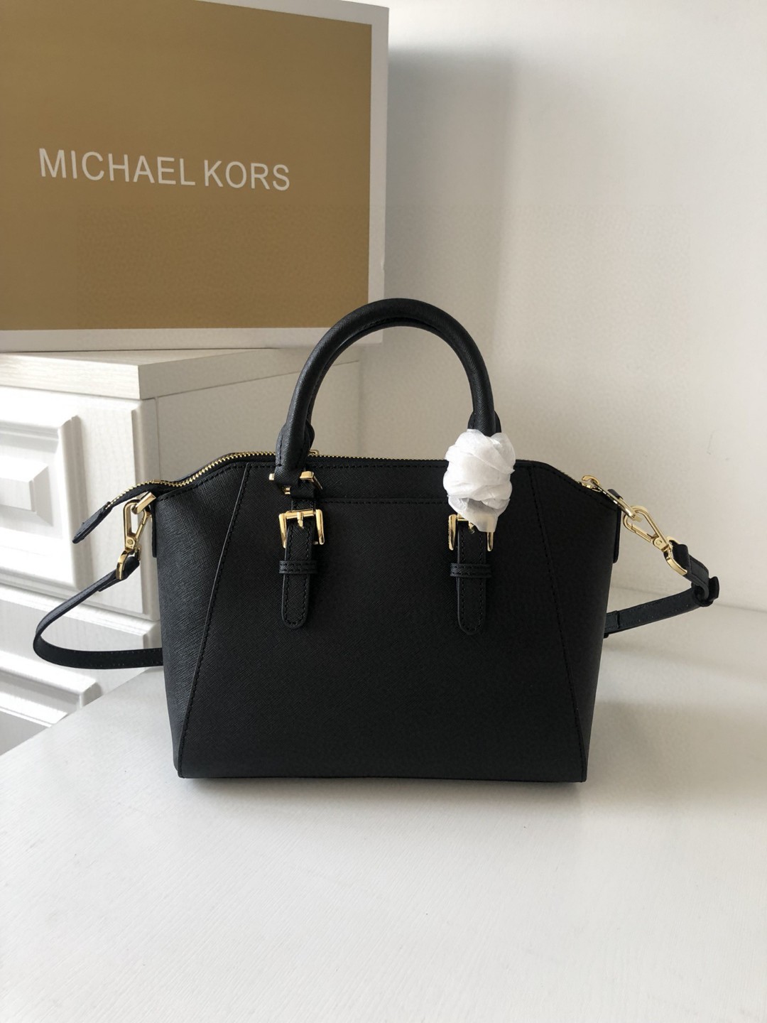 MK new arrival bag size :24.5cm*20.5cm*11cm