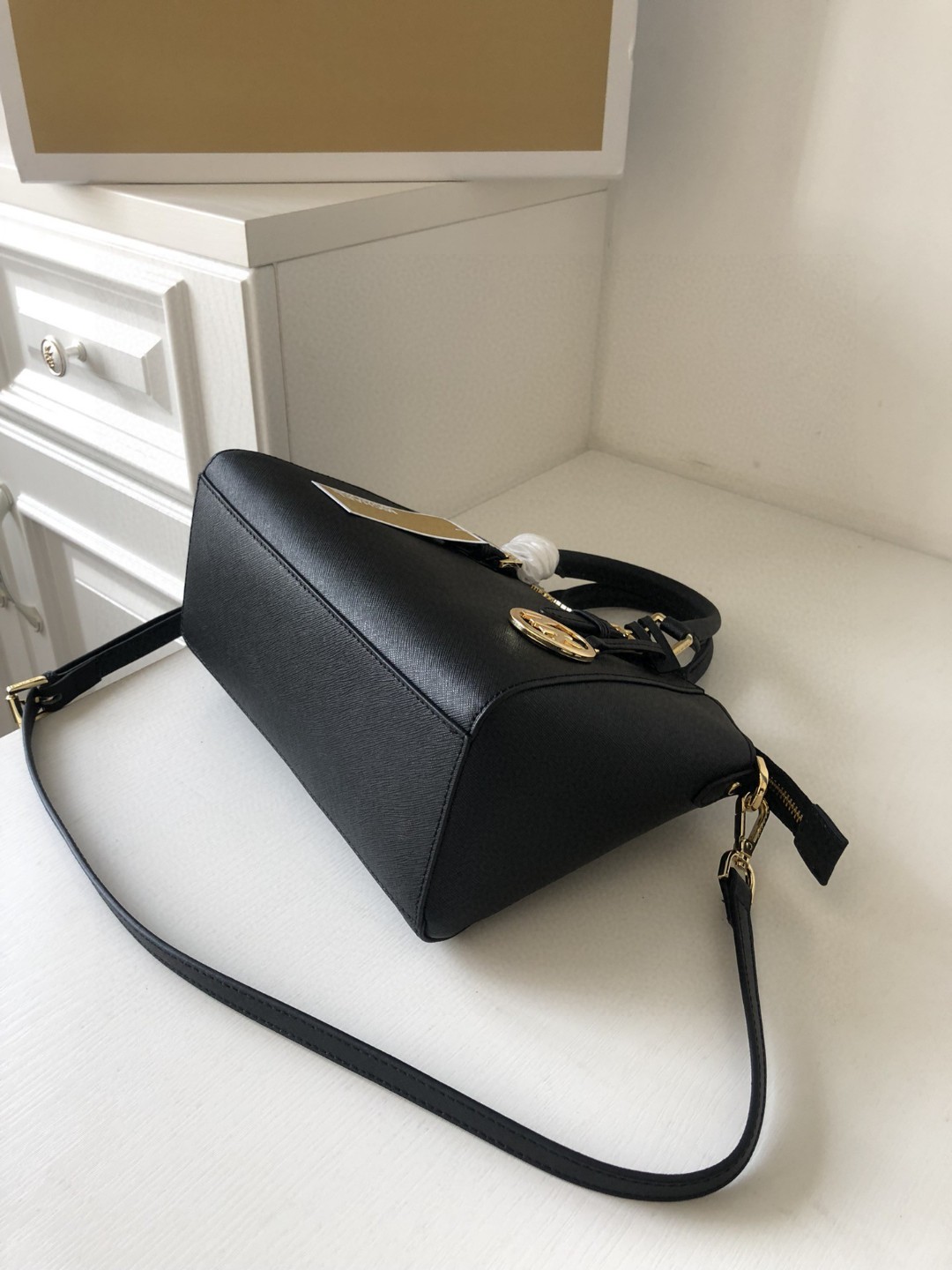 MK new arrival bag size :24.5cm*20.5cm*11cm