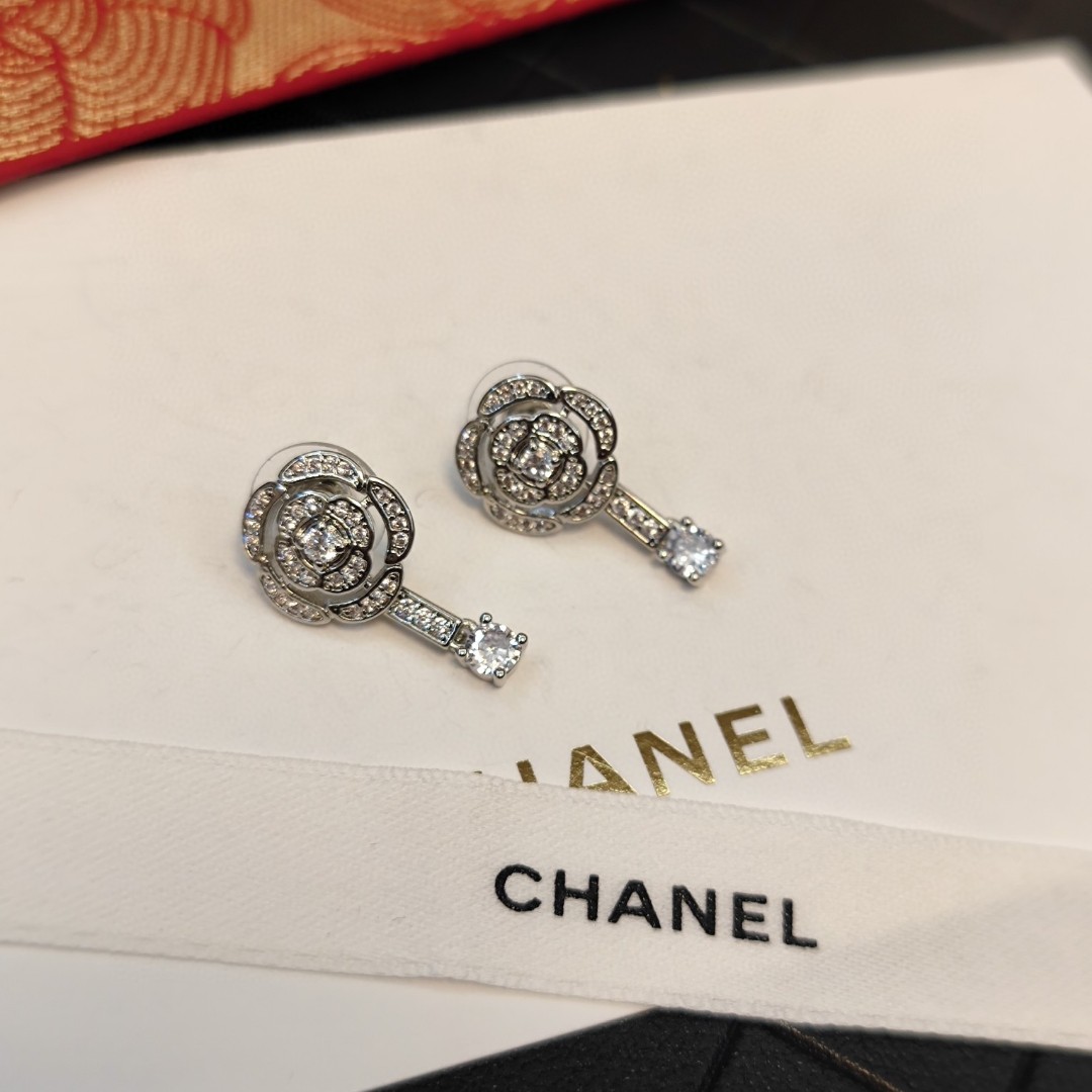 CC Earrings 0006