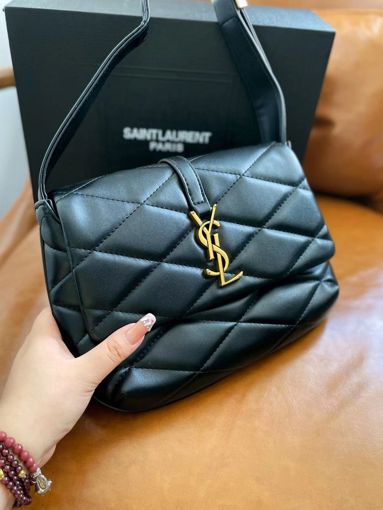 Y Le 57 Hobo Bag in Quilted Lambskin size: 27*20 cm