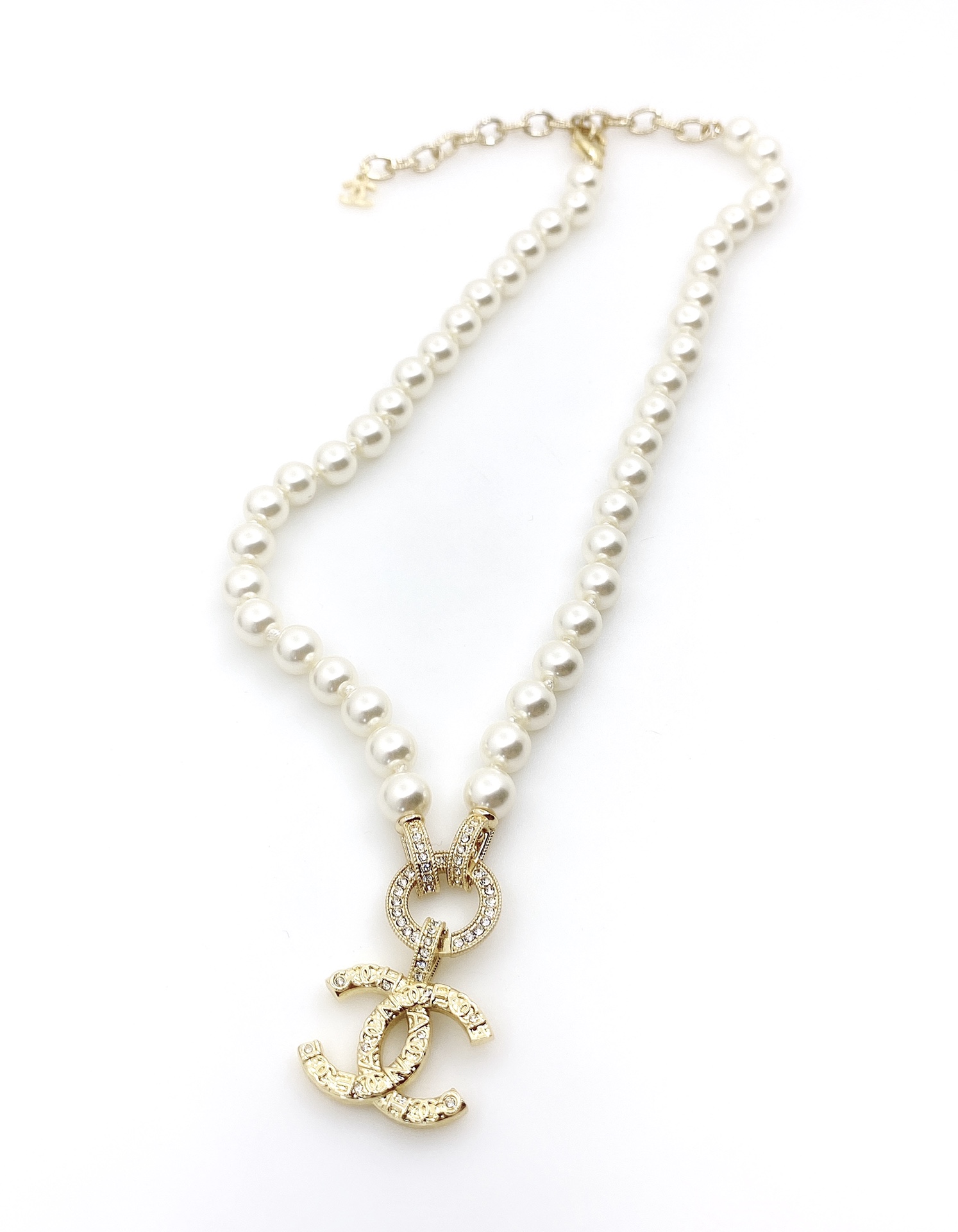 CC Necklace 0025