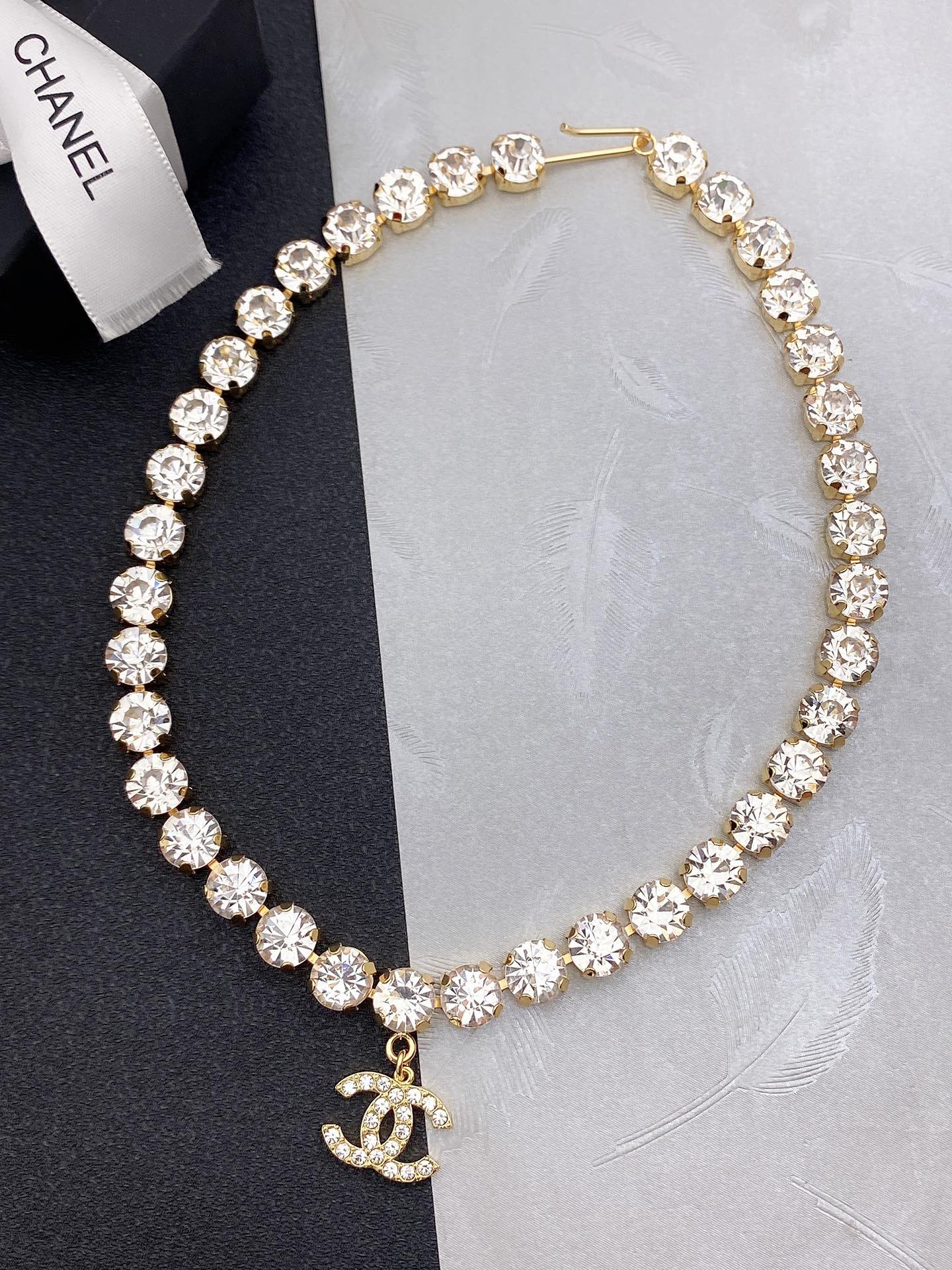 CC Necklace 0024