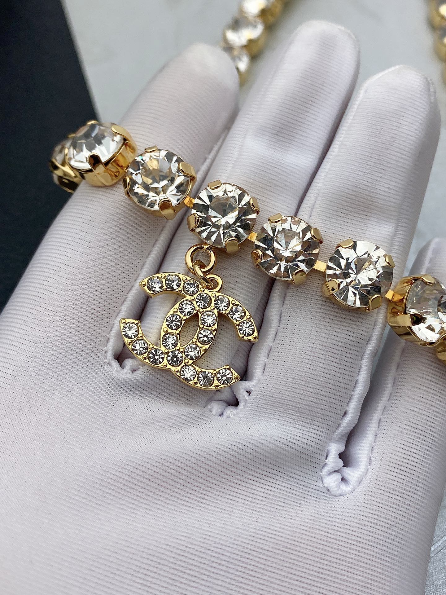 CC Necklace 0024