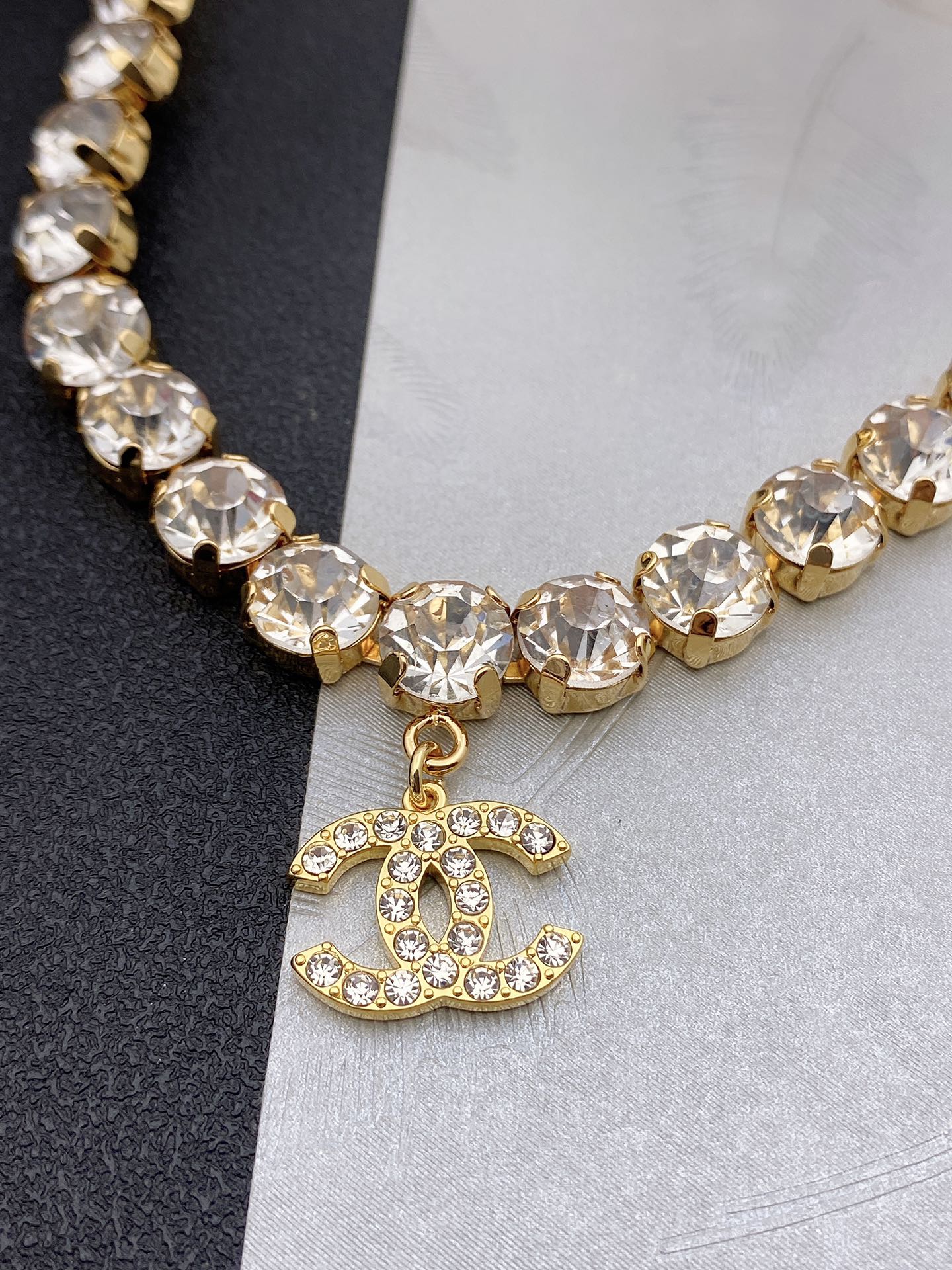 CC Necklace 0024