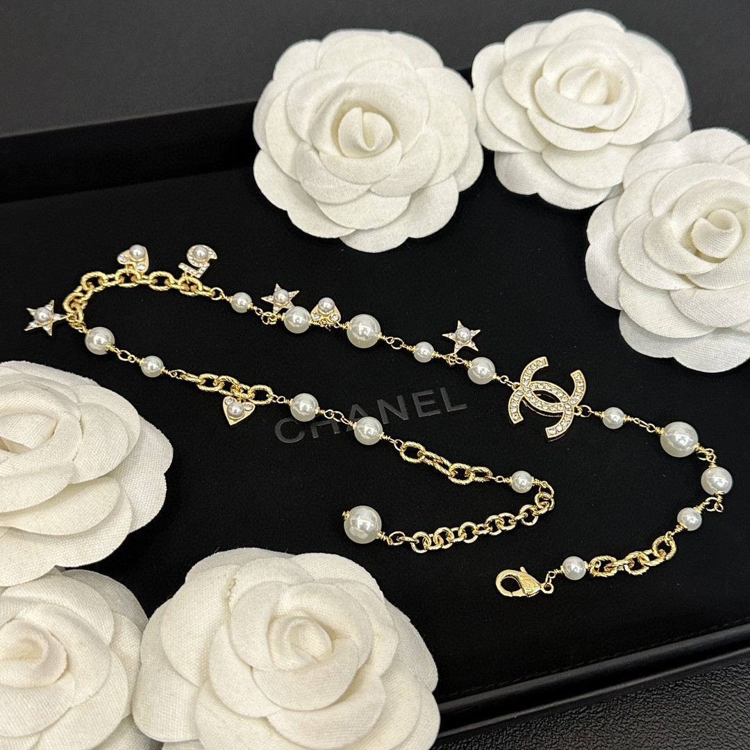 CC Necklace 0012