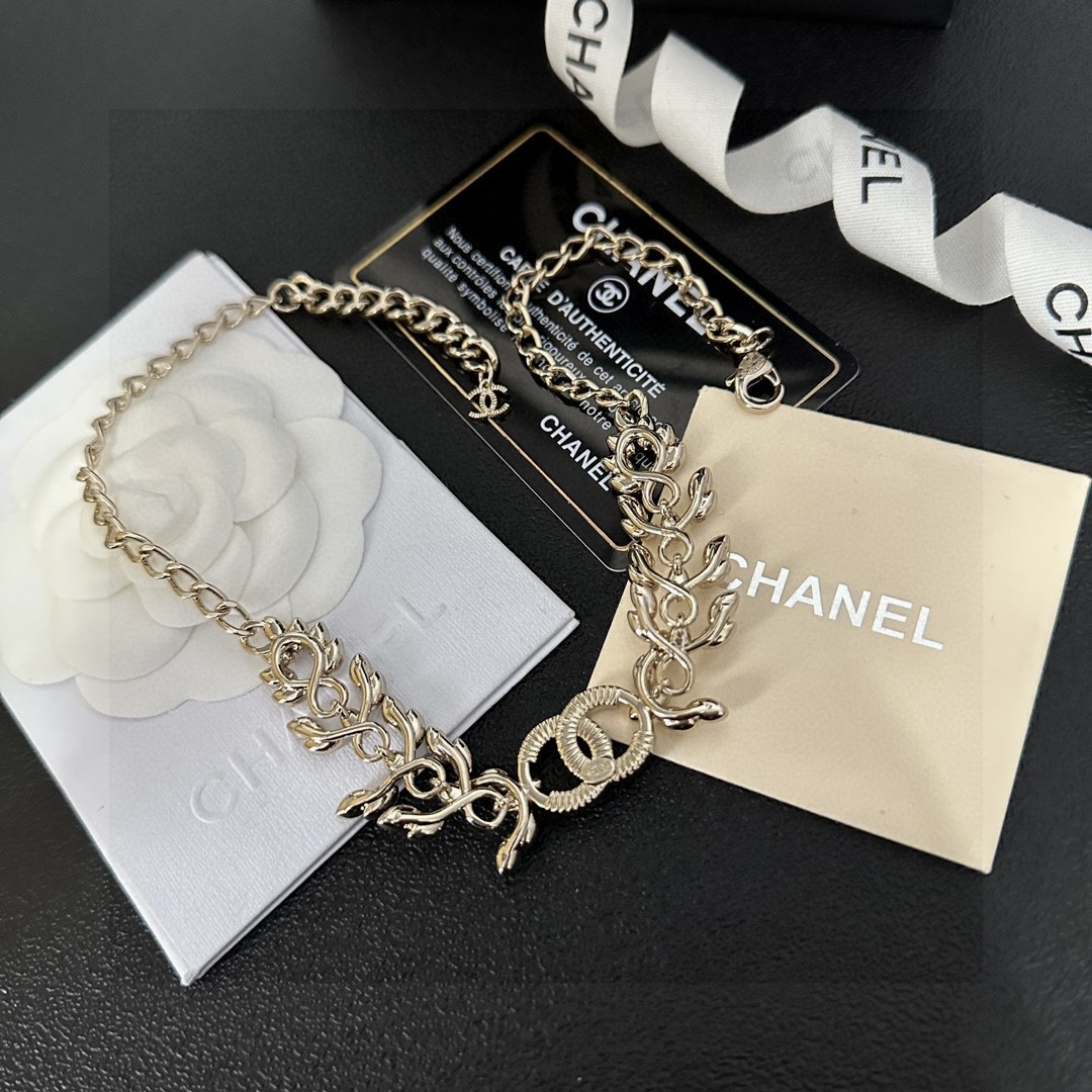 CC Necklace 0003