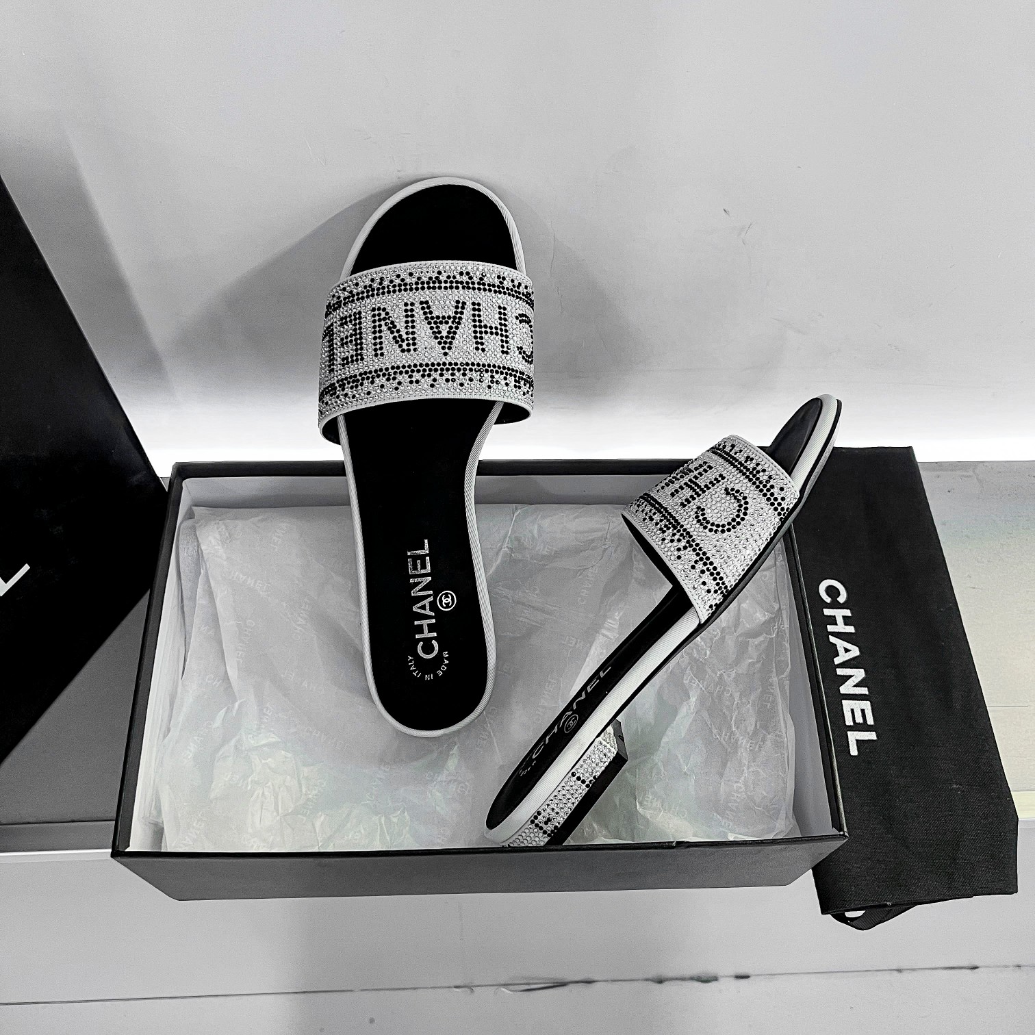 CC new arrival blingbling diamond slippers