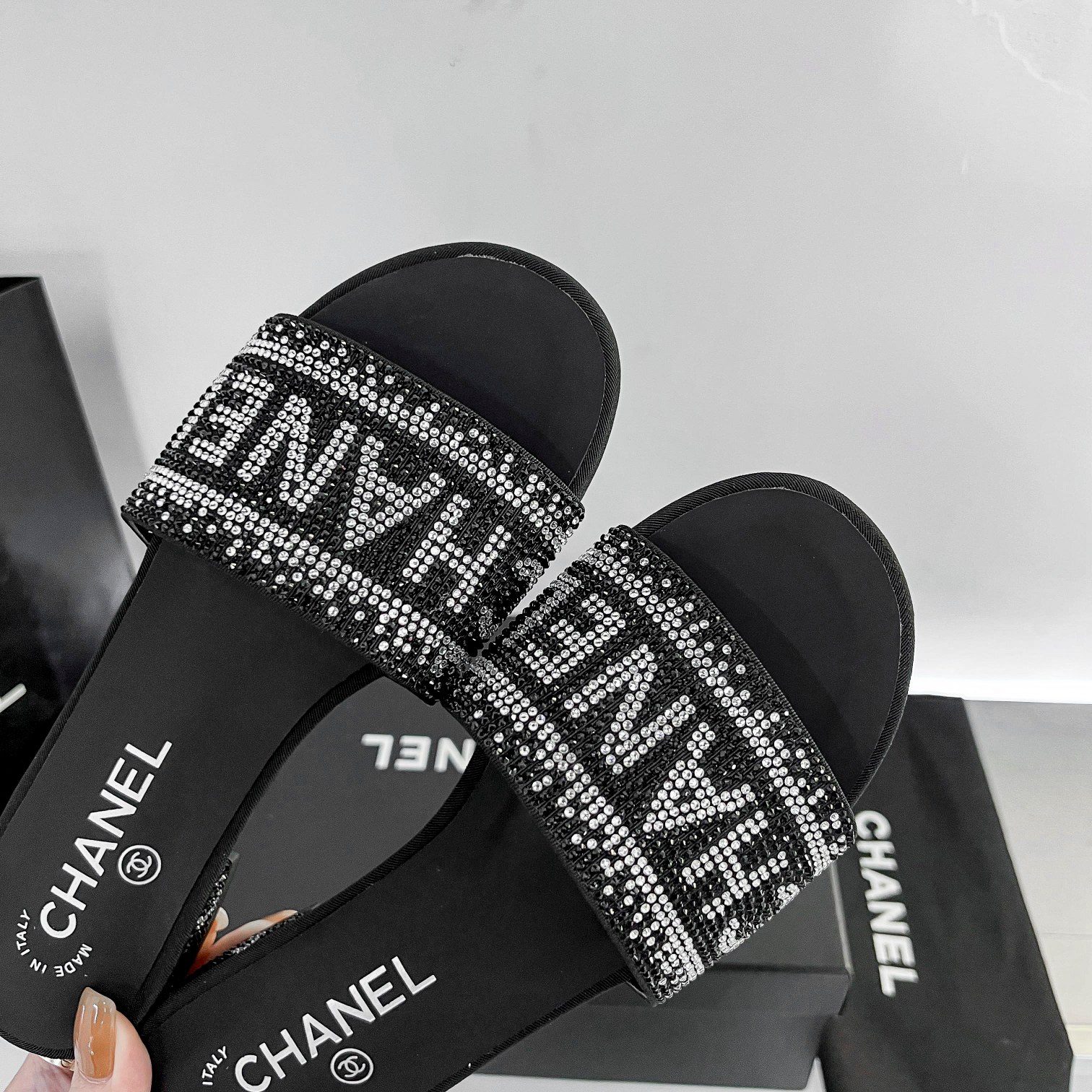 CC new arrival blingbling diamond slippers