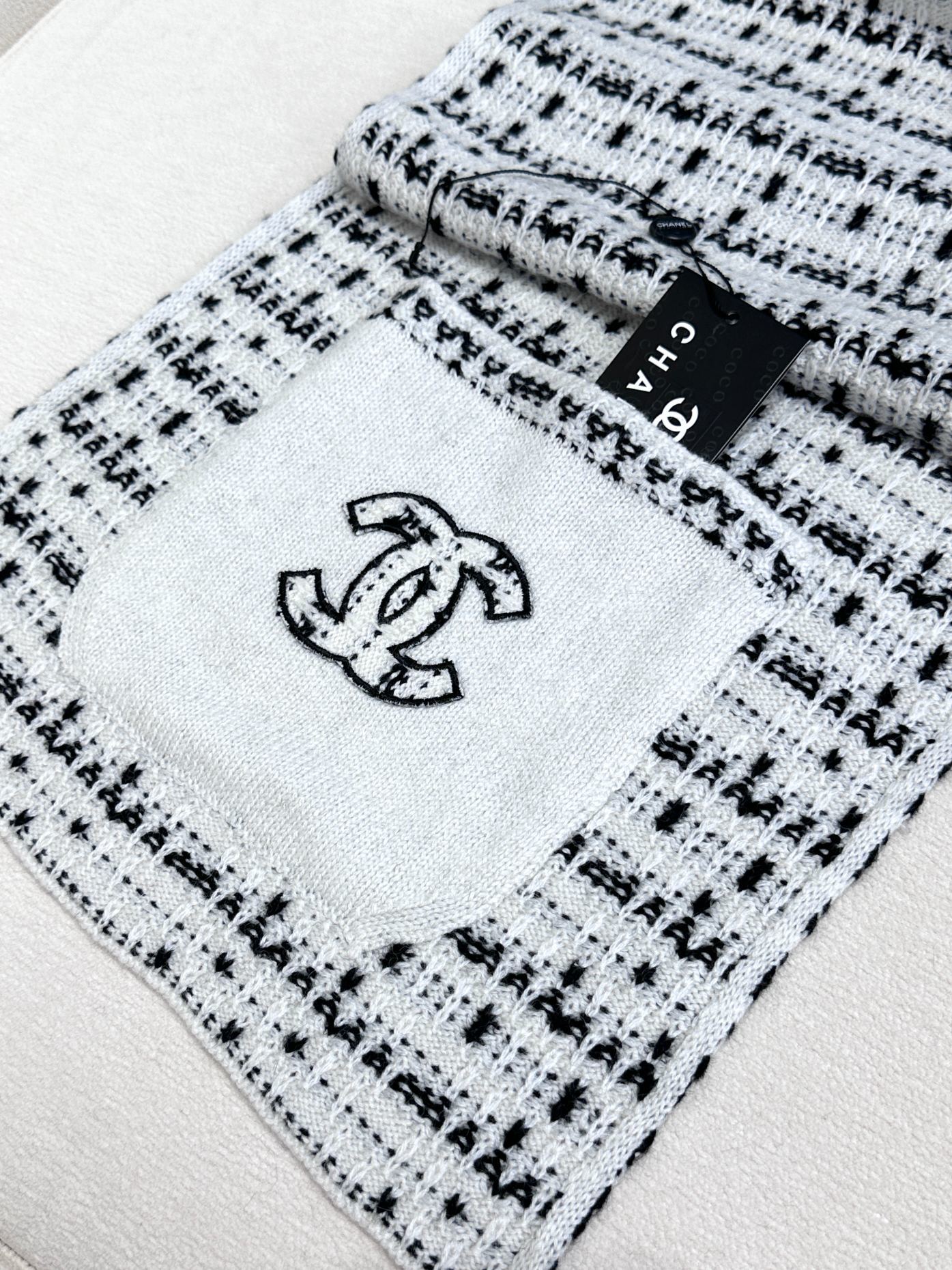 CC Scarf 140*140cm 0042