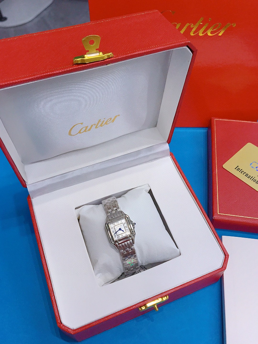 Car Panthere de new arrival women watches size; 22*30 mm