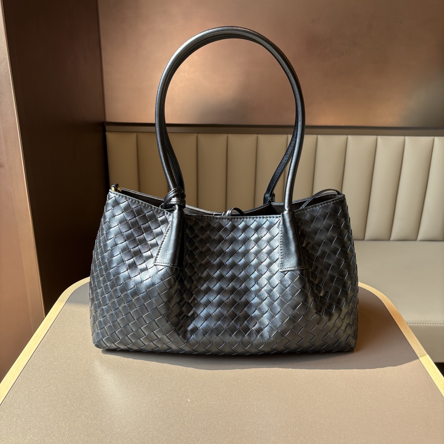 BV Luxury Woven Pinacoteca Handbag 34x20x14cm