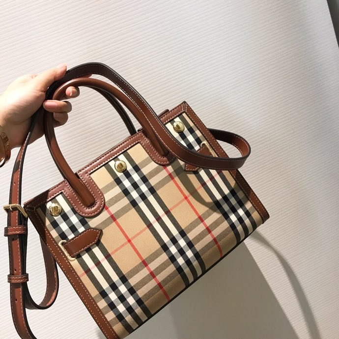 bb Mini Vintage Check Two-handle Title Bag Archive Beige For Women, Women's Bags 10.2in/26cm 80252671