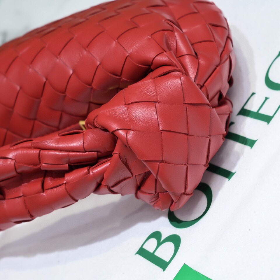 BV 651876 mini Jodie Red bag