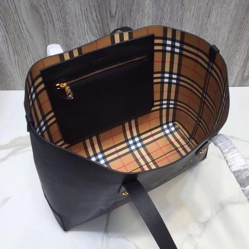 bb Small Embossed Crest Tote Black For Women, Women's Bags 13.8in/35cm