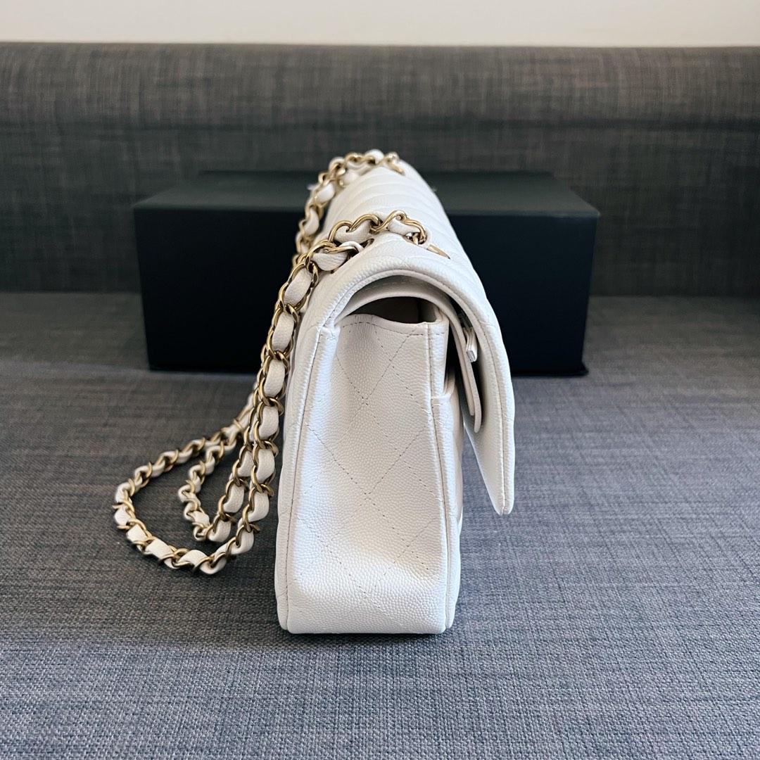 Cc CF 25 white caviar leather silver chain