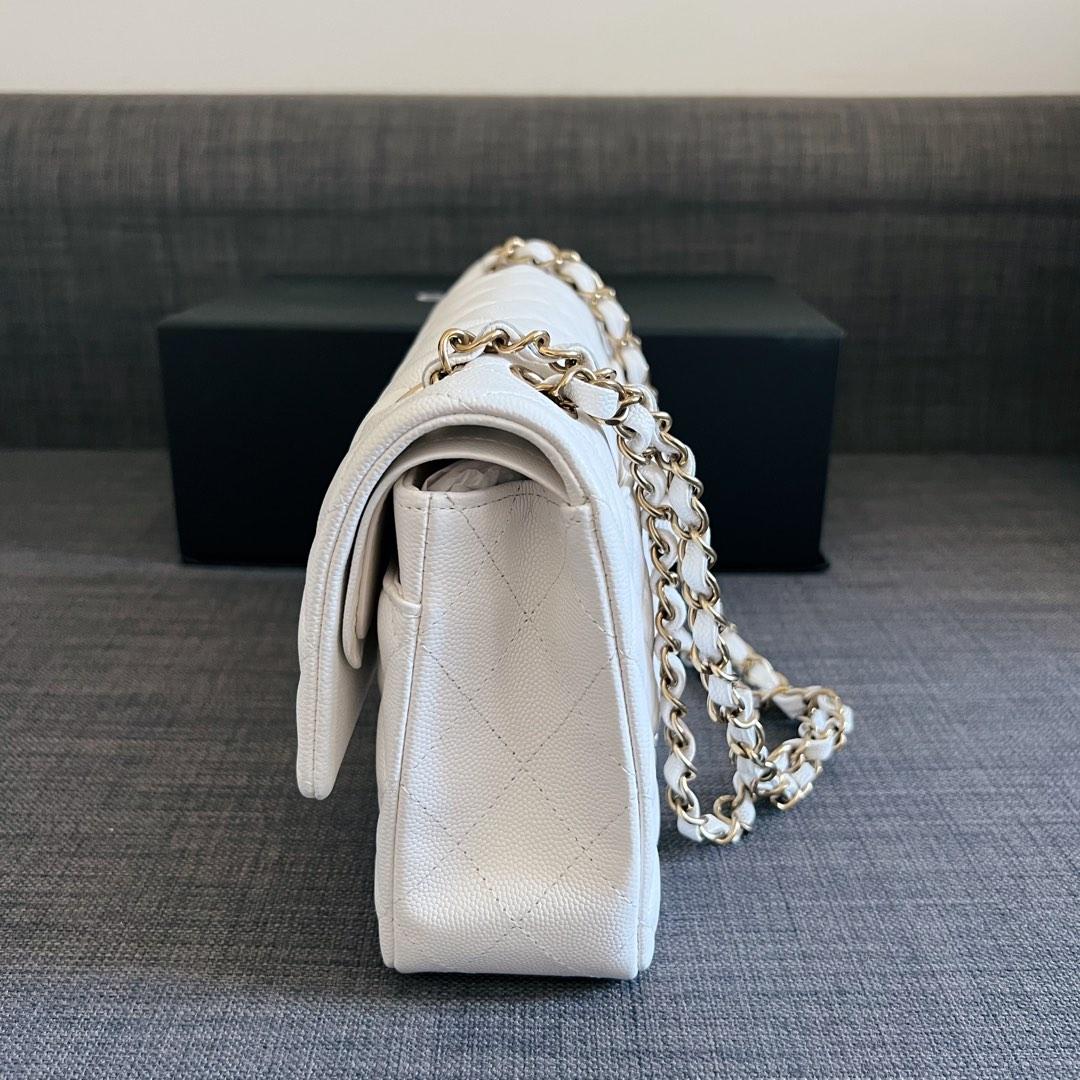 Cc CF 25 white caviar leather silver chain