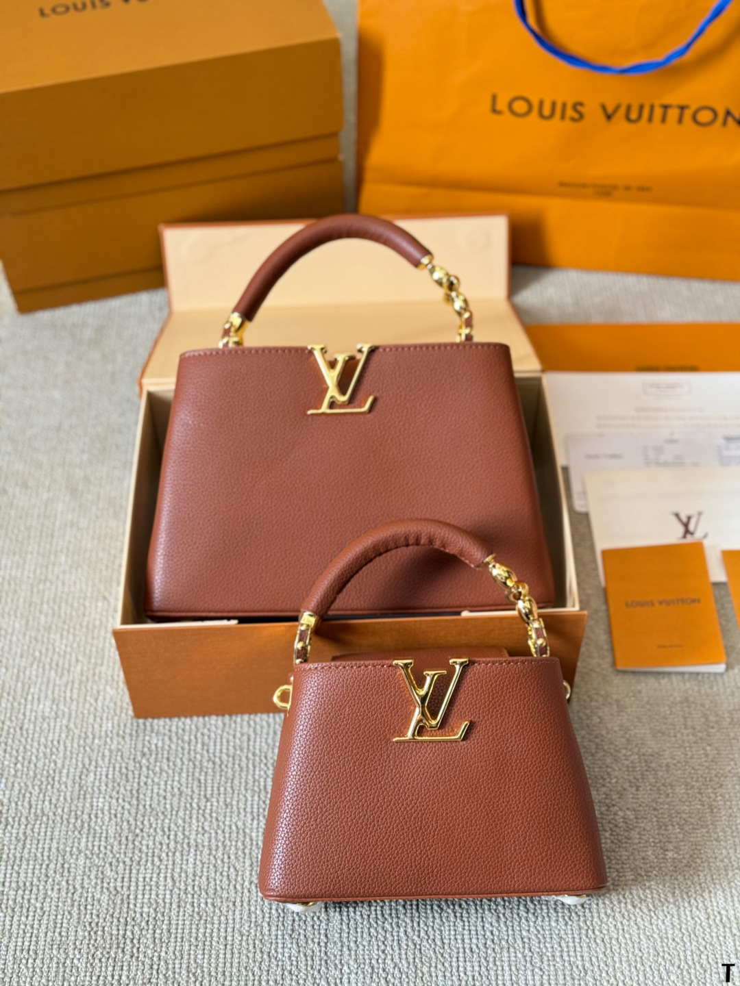 Louis new arrival capucines bag 008