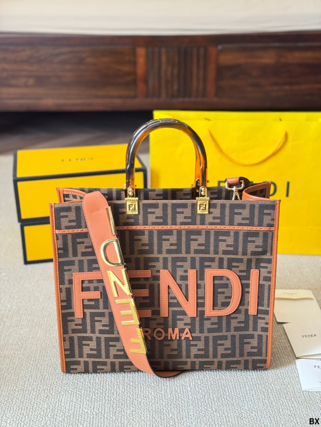 Fen new arrival peekabo tote bag size；35*30 cm