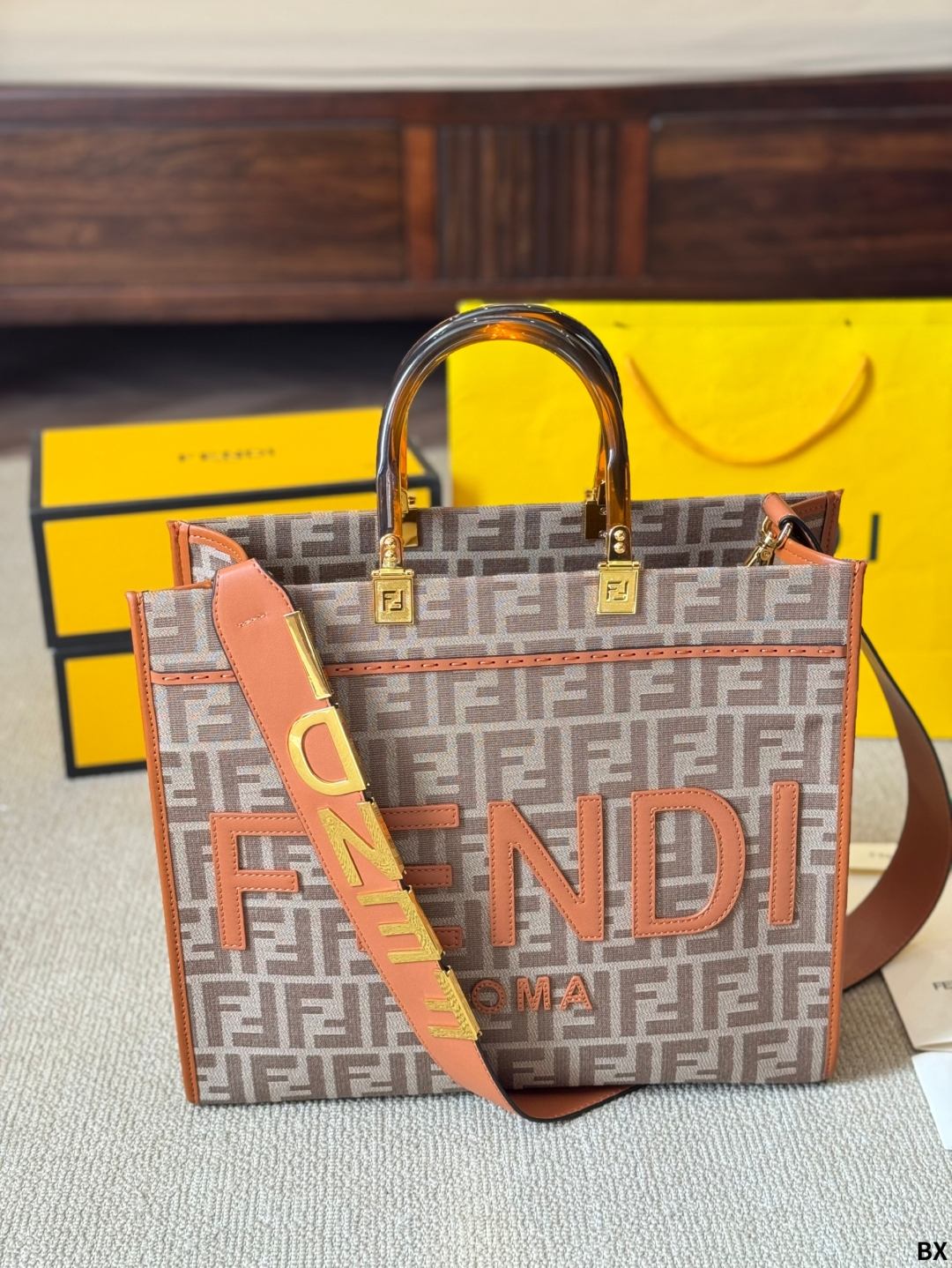 Fen new arrival peekabo tote bag size；35*30 cm