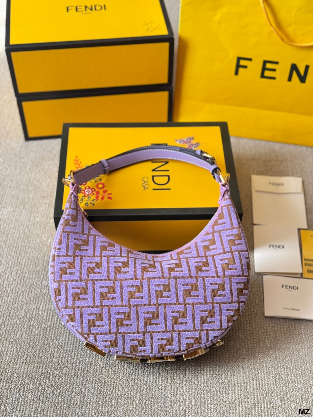 Fen 2025 new arrival graphy moon bag 002 size:30 * 16cm