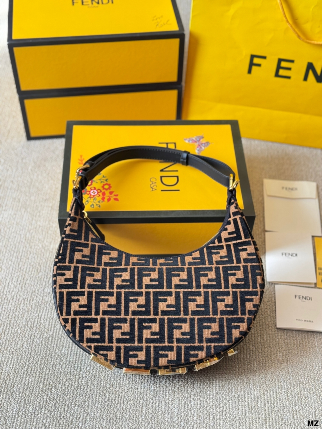 Fen 2025 new arrival graphy moon bag 002 size:30 * 16cm