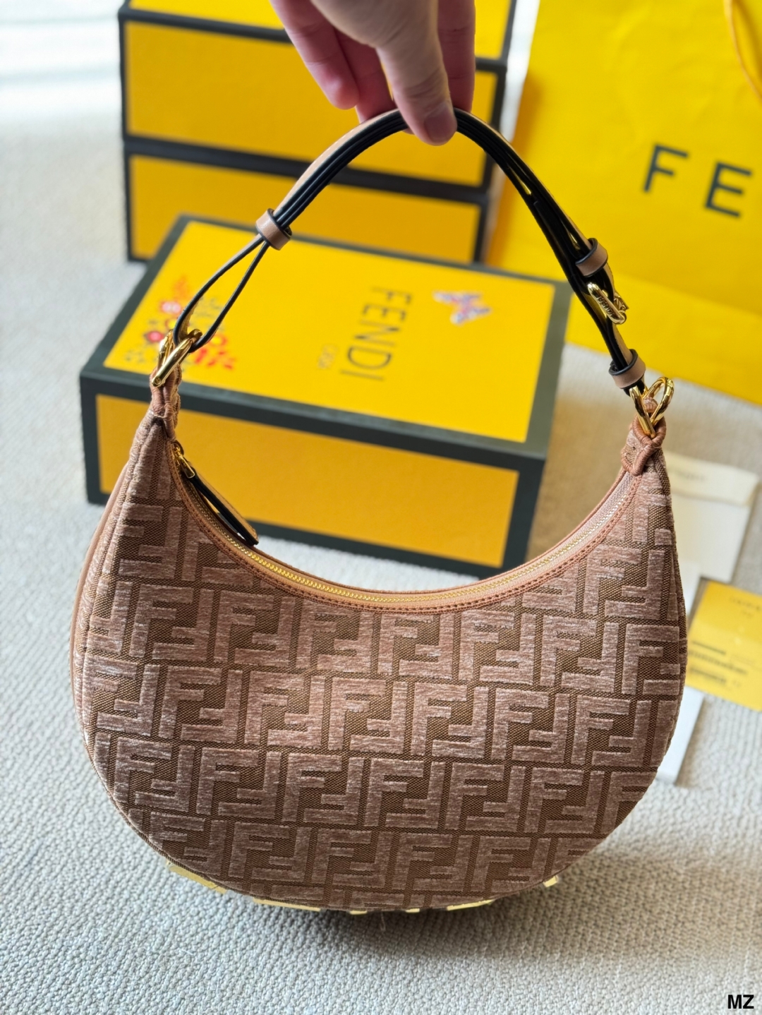 Fen 2025 new arrival graphy moon bag 002 size:30 * 16cm