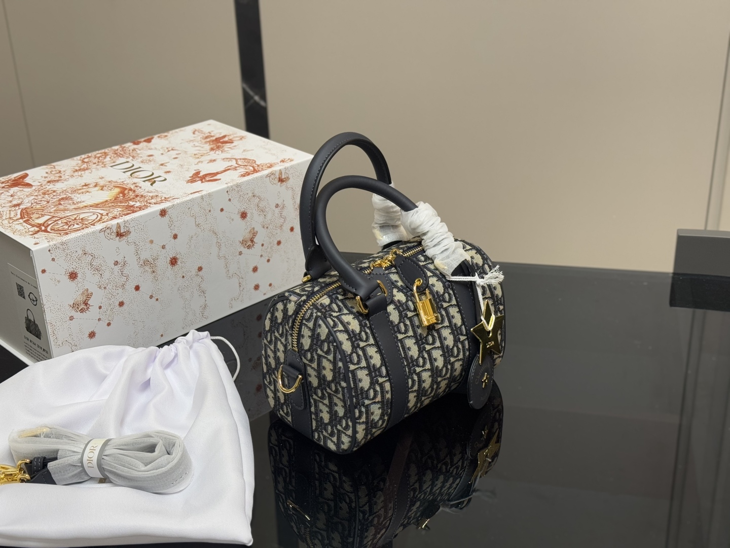 D new arrival Groove bag size: 20 cm