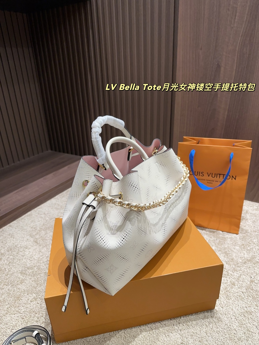 Louis new arrival bella tote bag size:32*25 cm