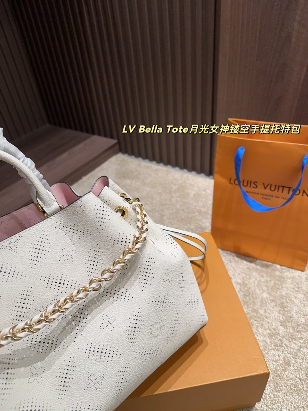 Louis new arrival bella tote bag size:32*25 cm