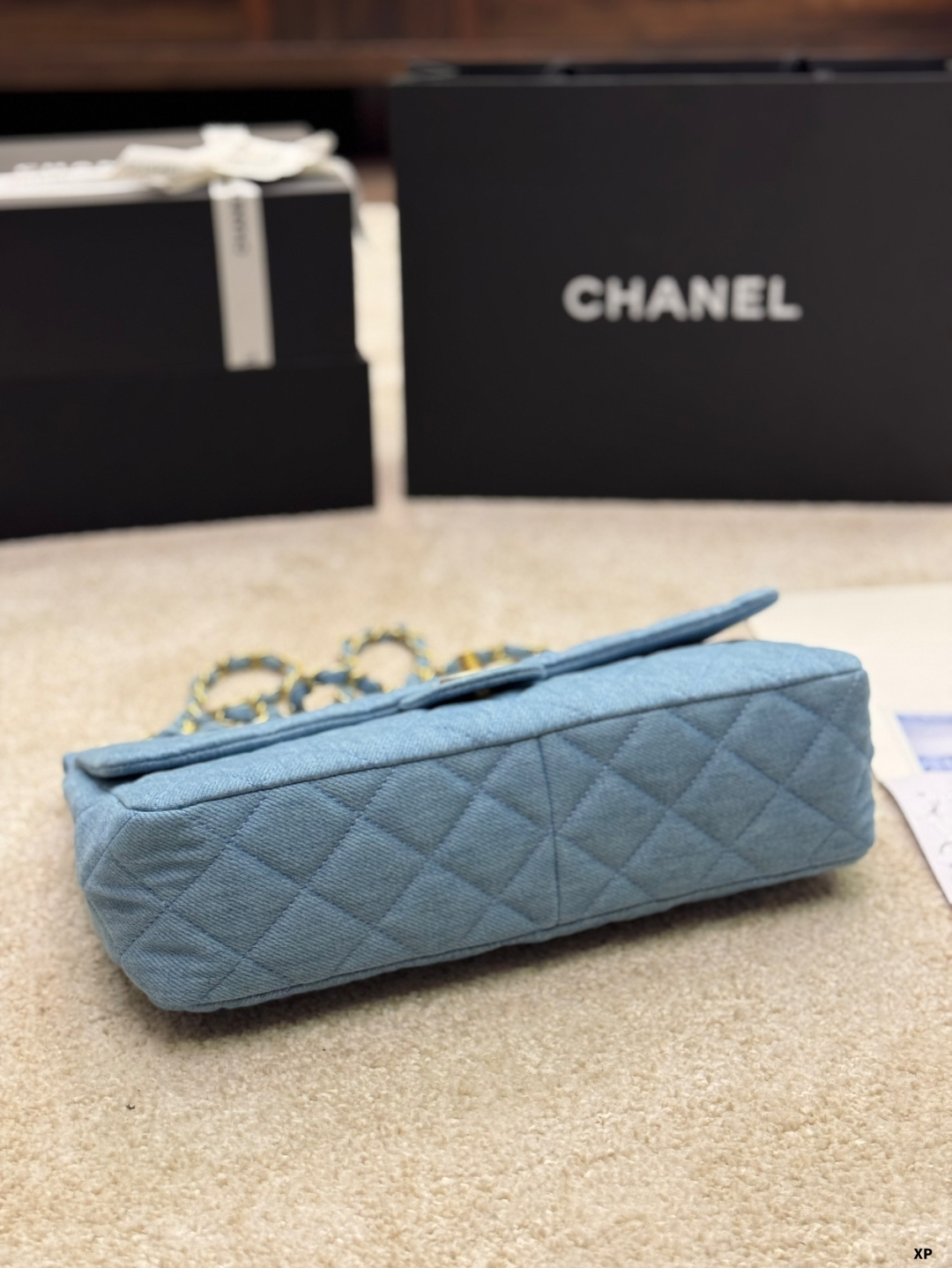 Cc new arrival vintage chain bag size: 30 * 20 cm