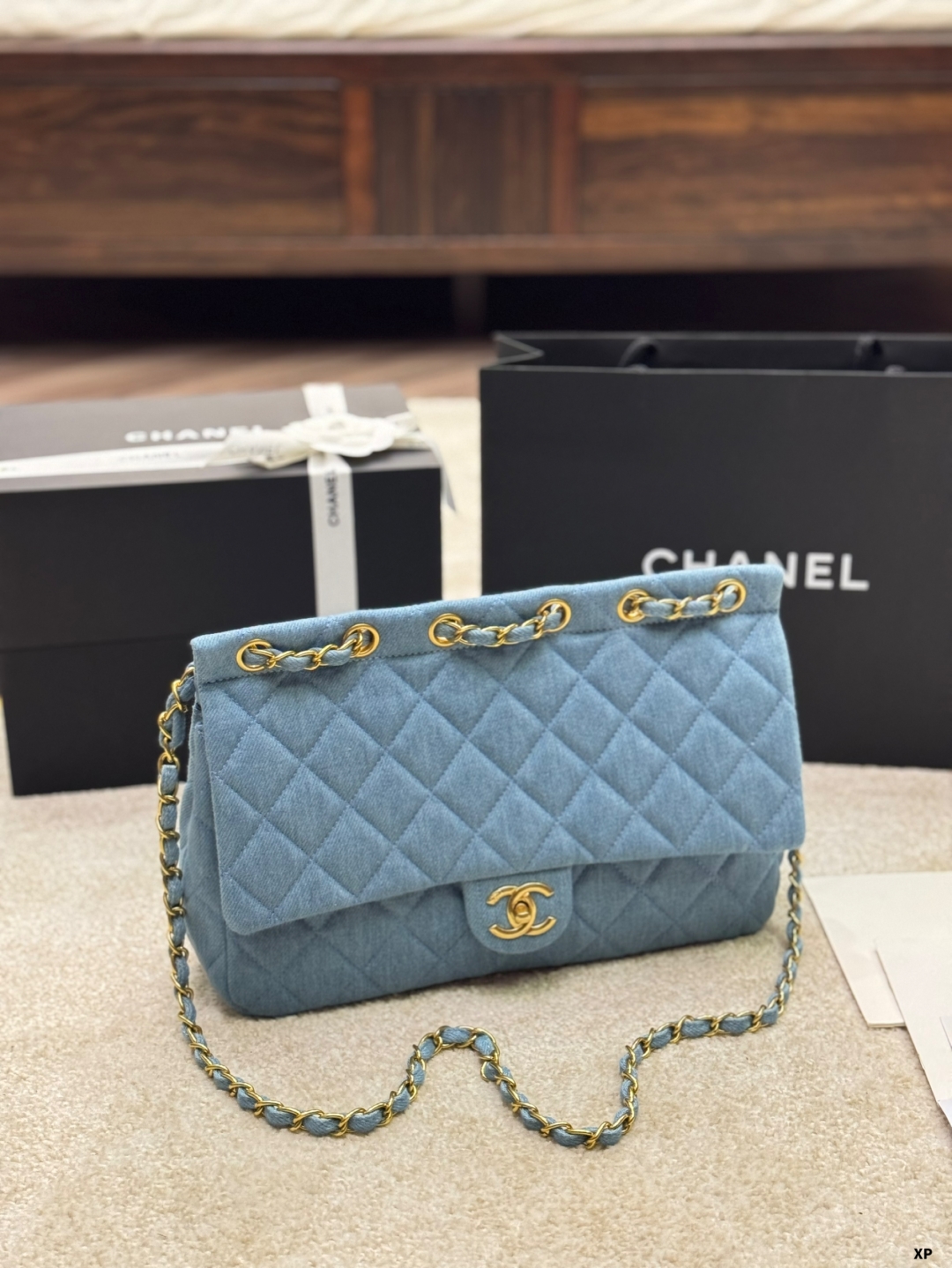 Cc new arrival vintage chain bag size: 30 * 20 cm