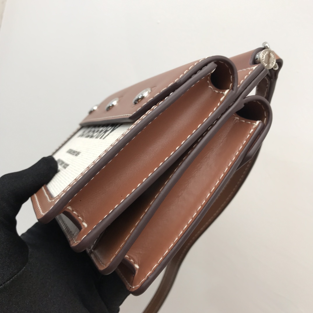 bb Mini Horseferry Print Title Bag With Pocket Detail Malt Brown For Women, Women's Bags 7.5in/19cm 80146111