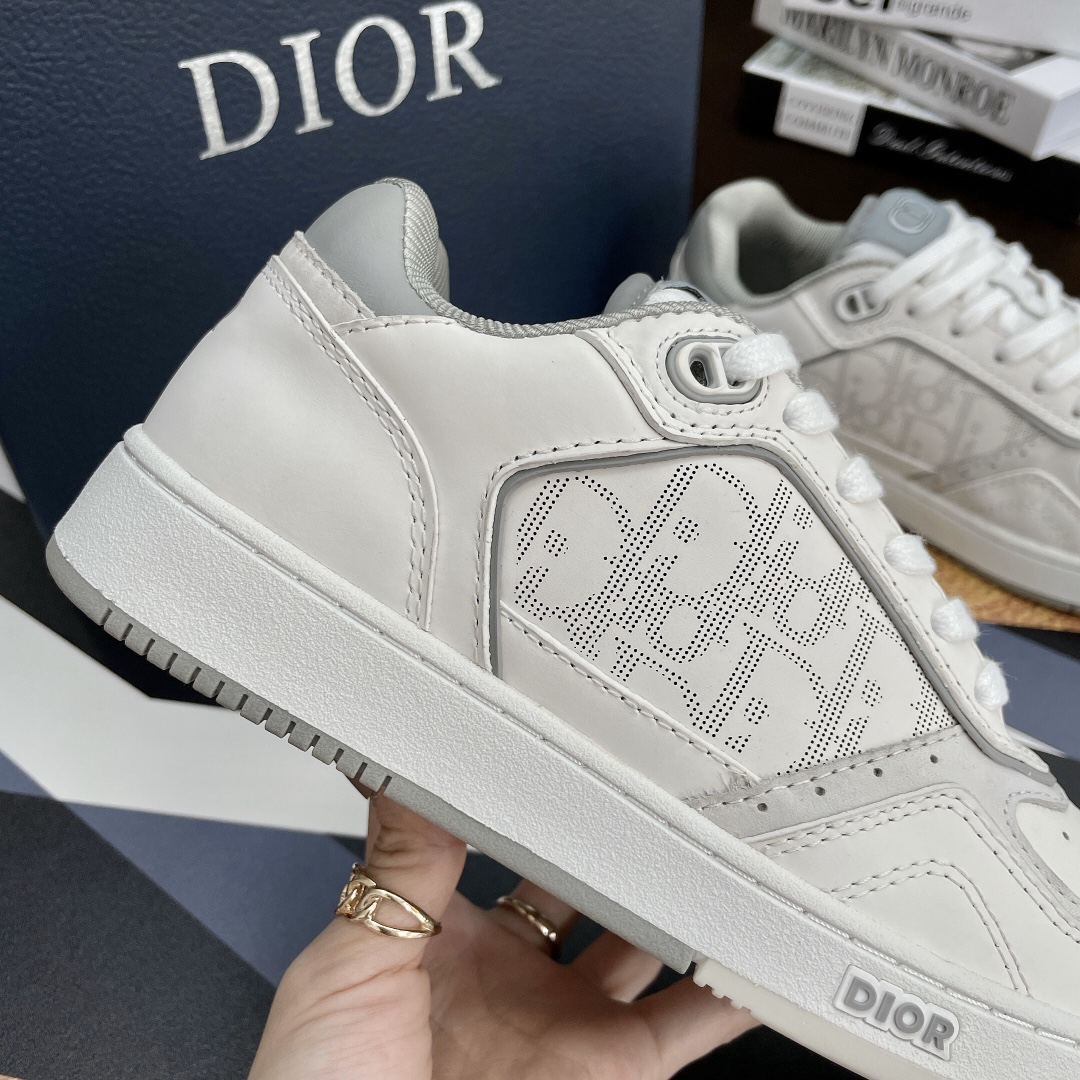 D new arrival men and women sneakers 01