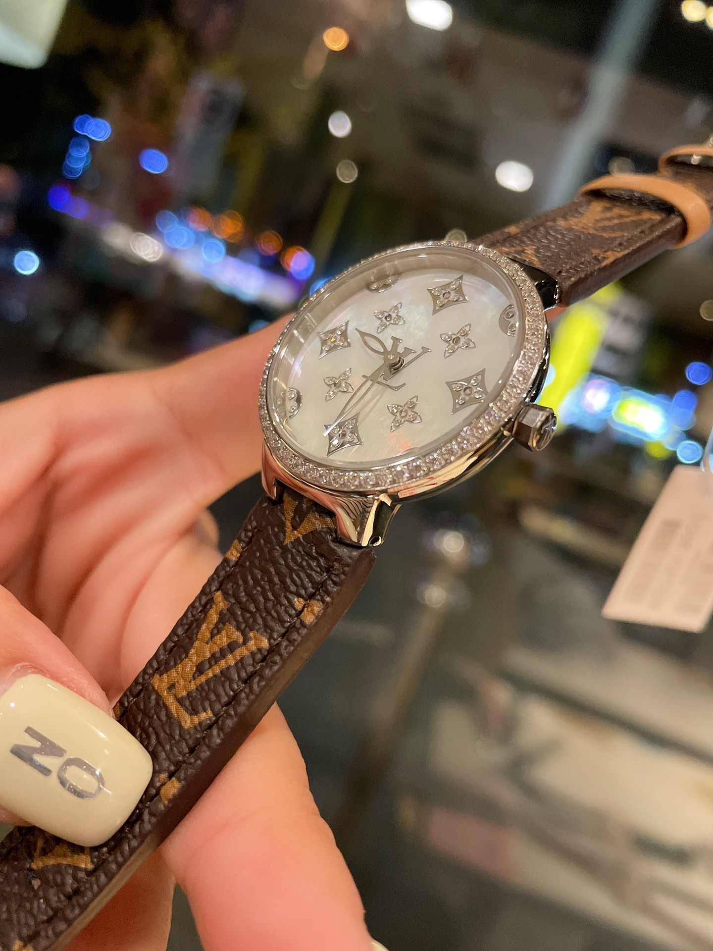 Louis Tambour slim monogran women watch 39mm