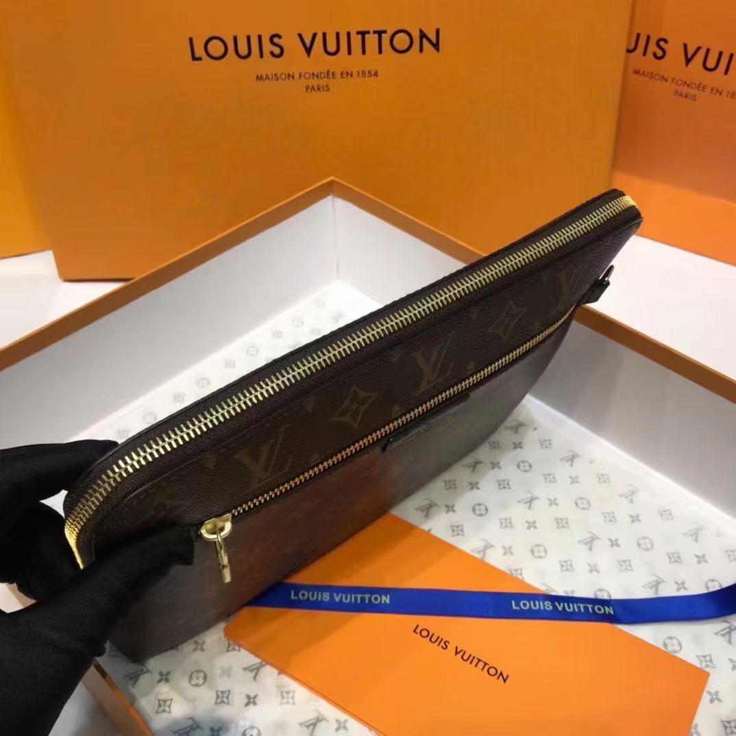 Louis new pouch damier graphite bag size： 21.0 x 27.0 x 5.0 cm