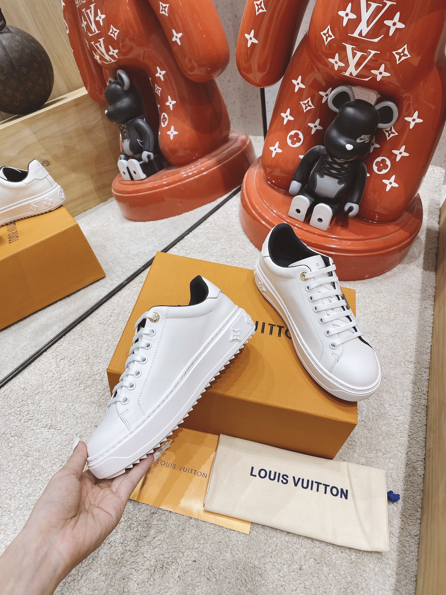 Louis new arrival Time Out women sneakers 03