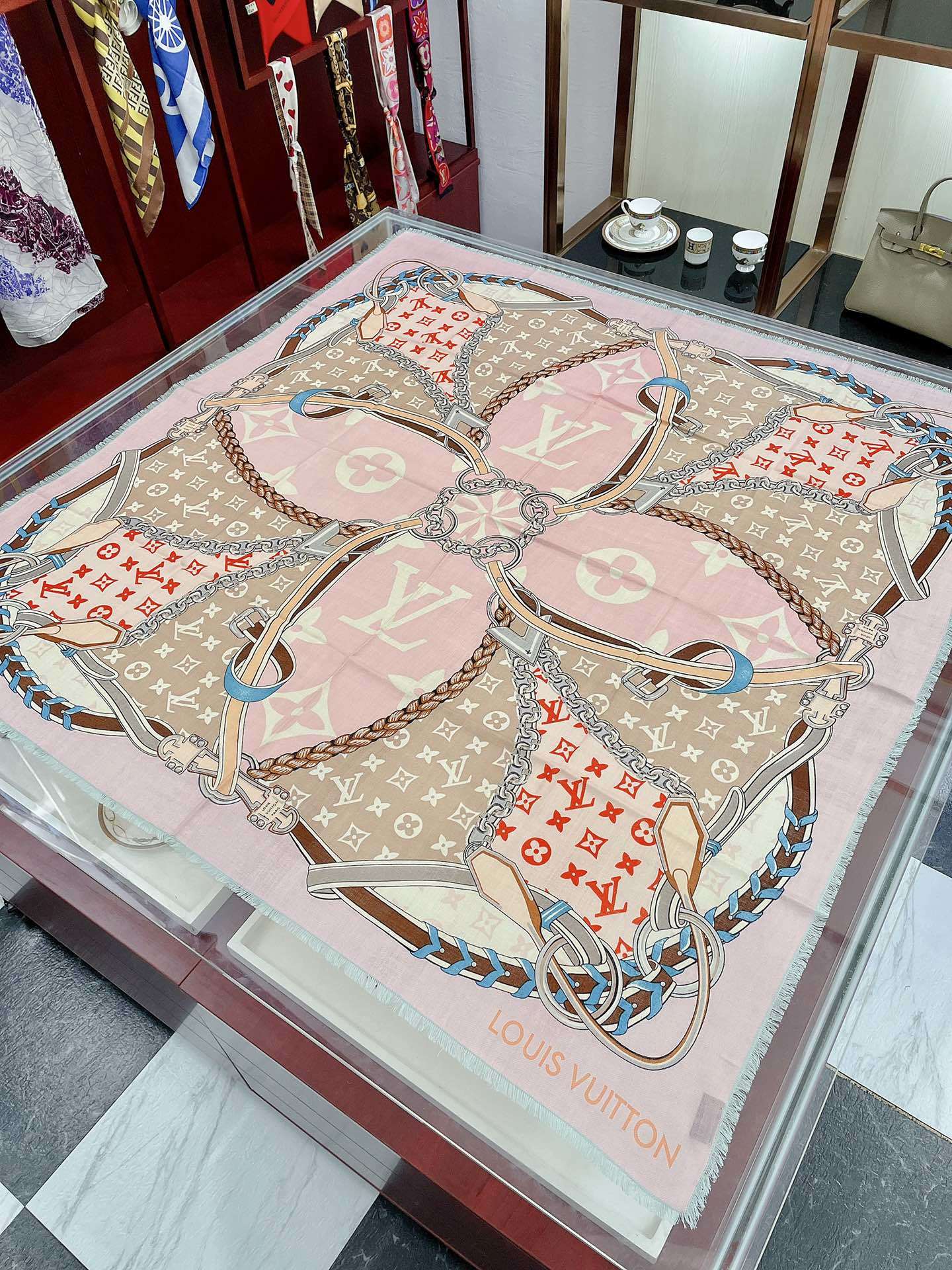 Louis new arrival scarf size: 140*140 cm 041