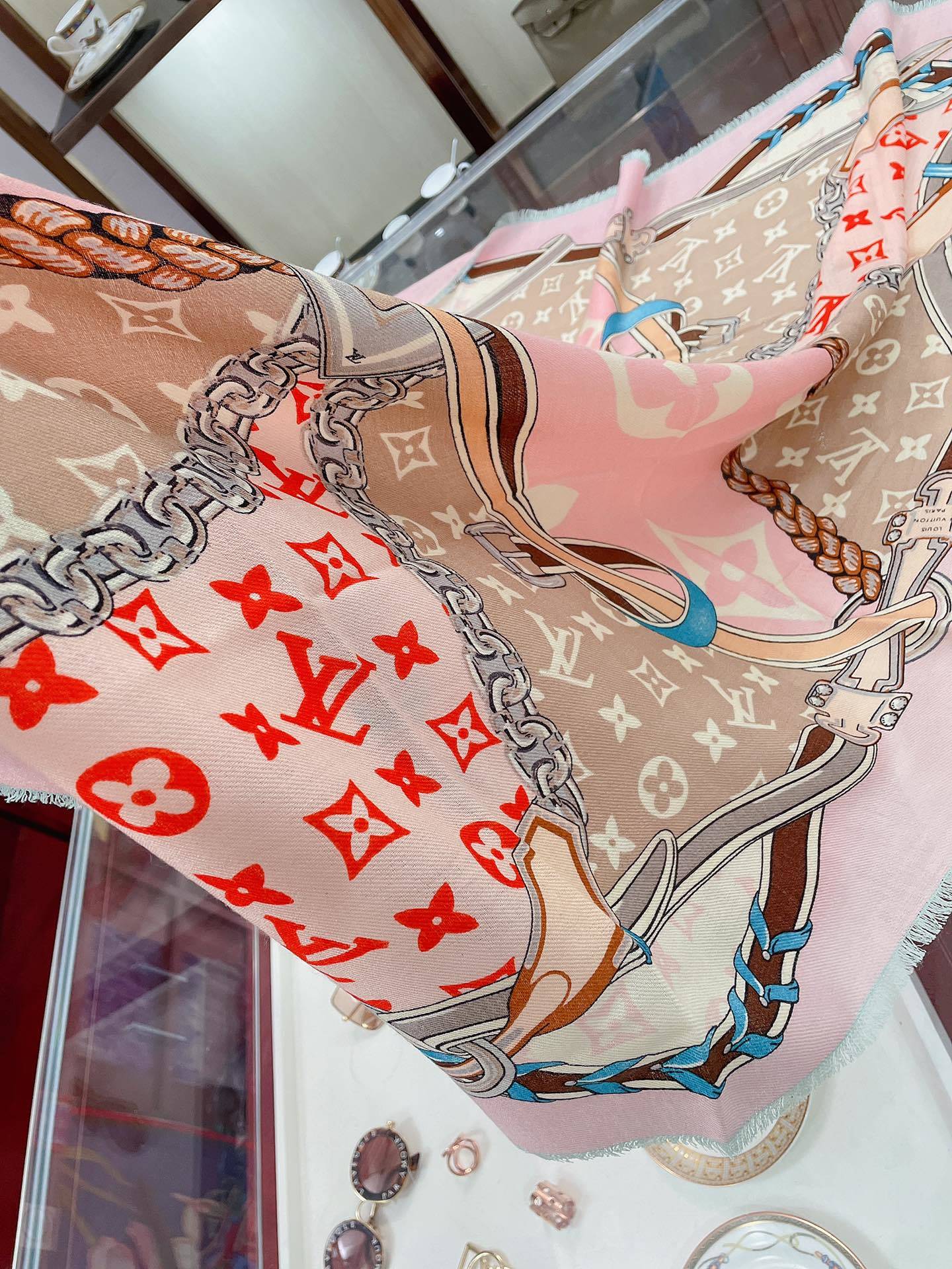 Louis new arrival scarf size: 140*140 cm 041