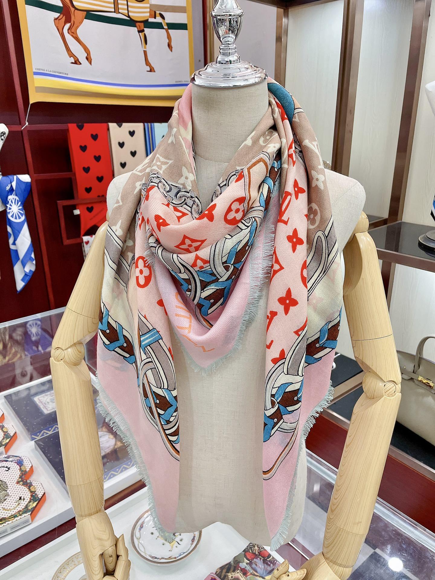 Louis new arrival scarf size: 140*140 cm 041