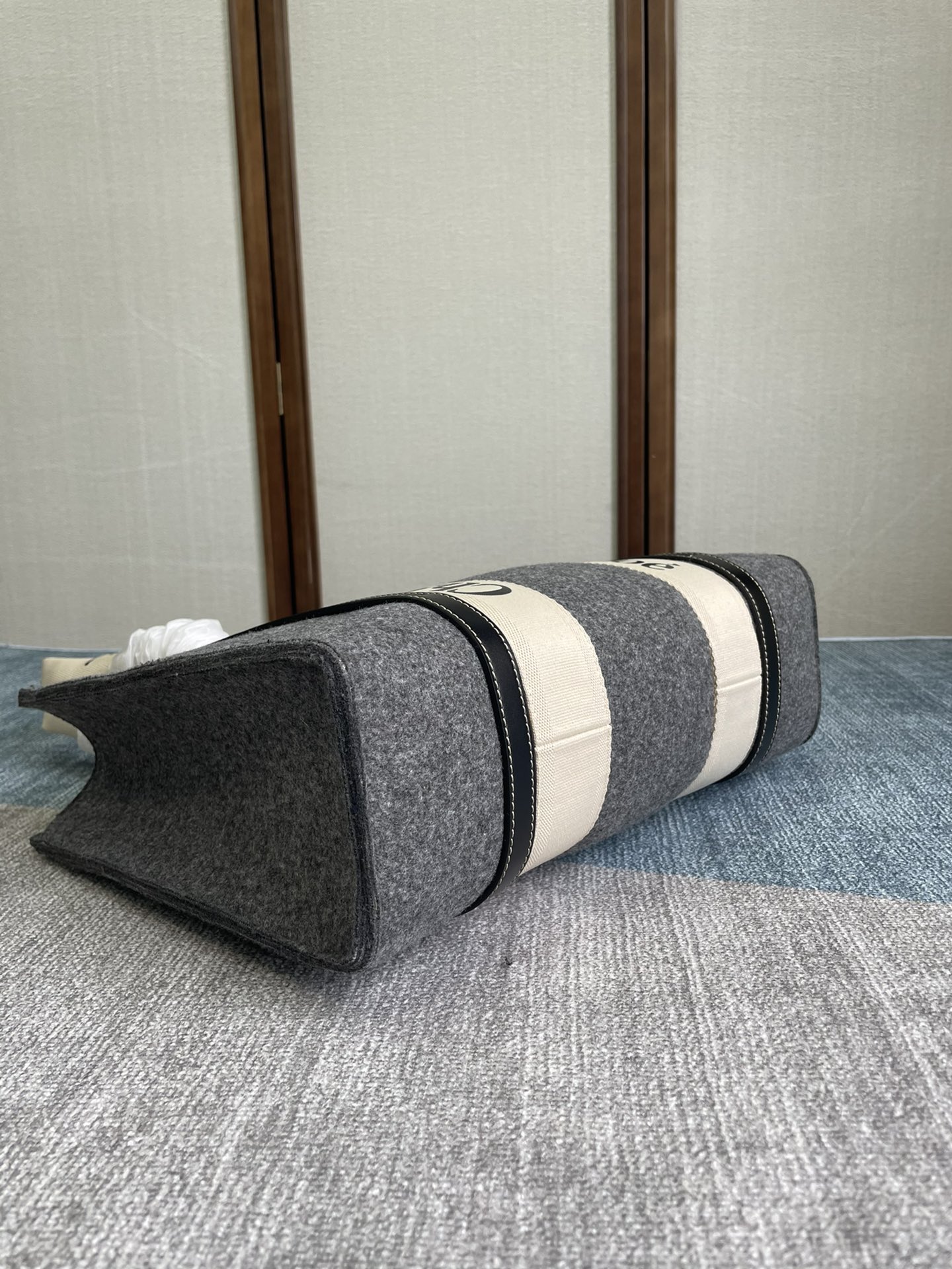 CH winter new styles Woody tote bag