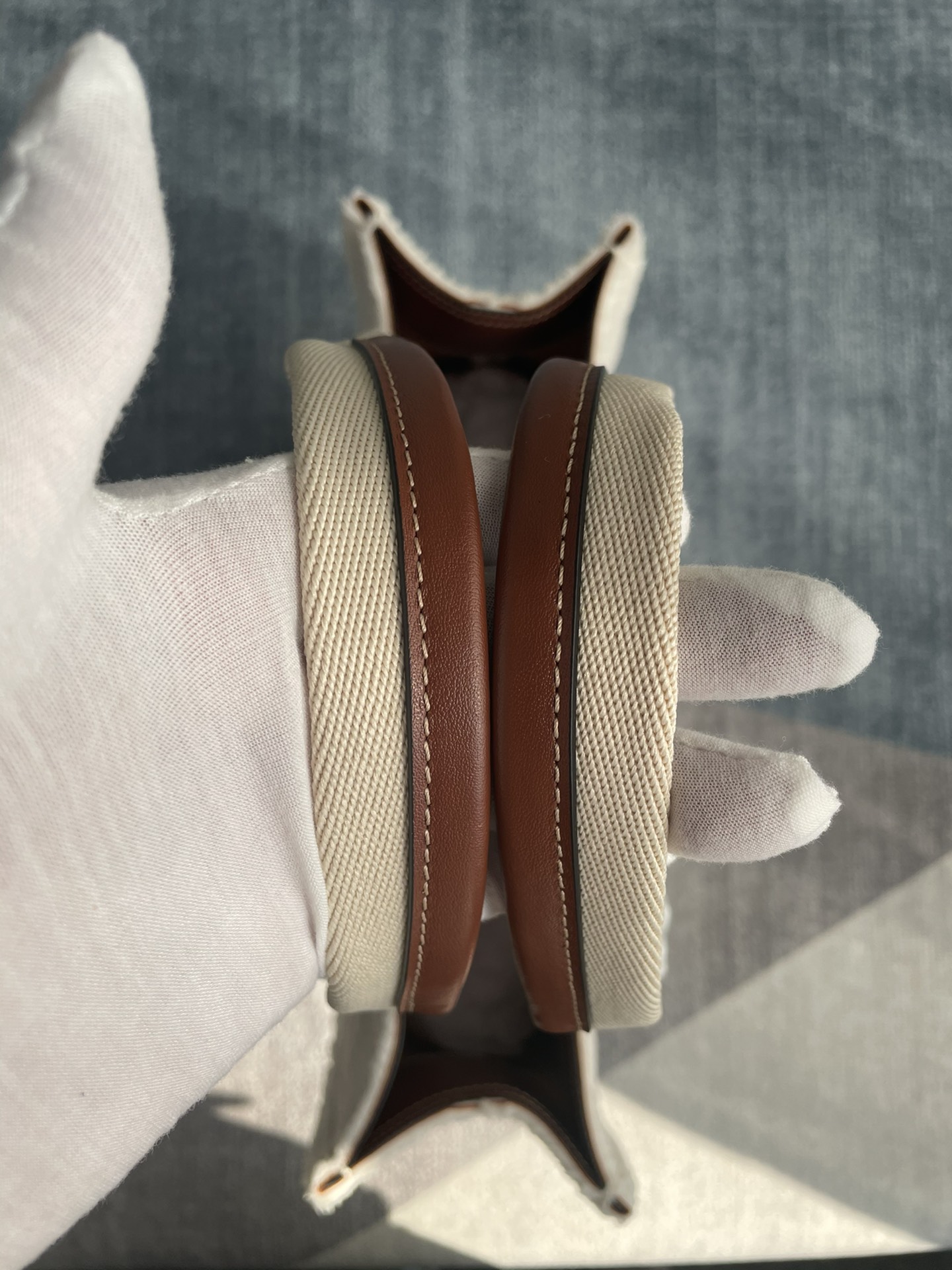 CH winter new styles Woody tote bag white