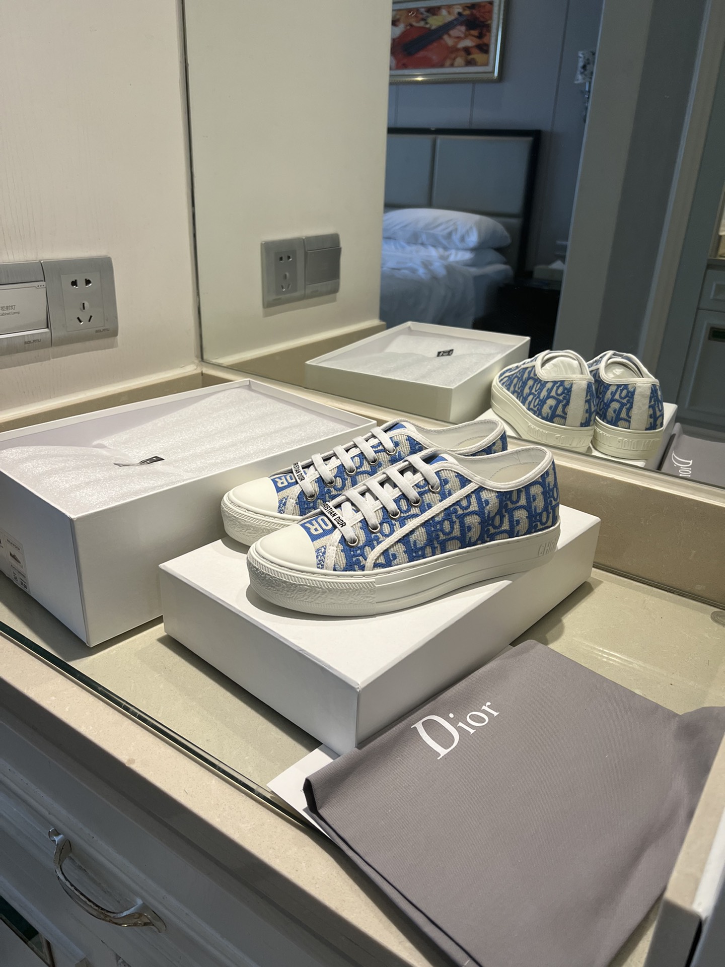 D new arrival women sneakers 02