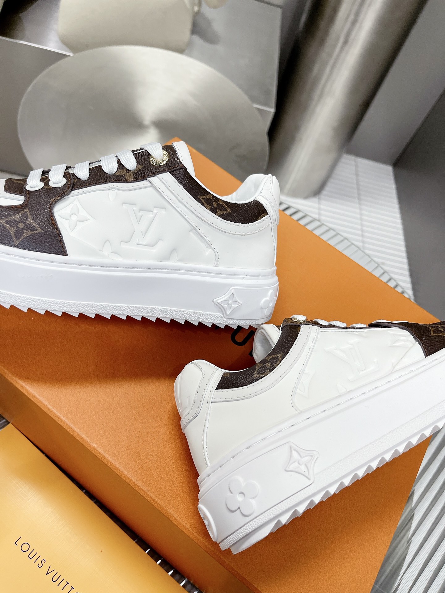 L women Time Out 3D Monogram sneakers