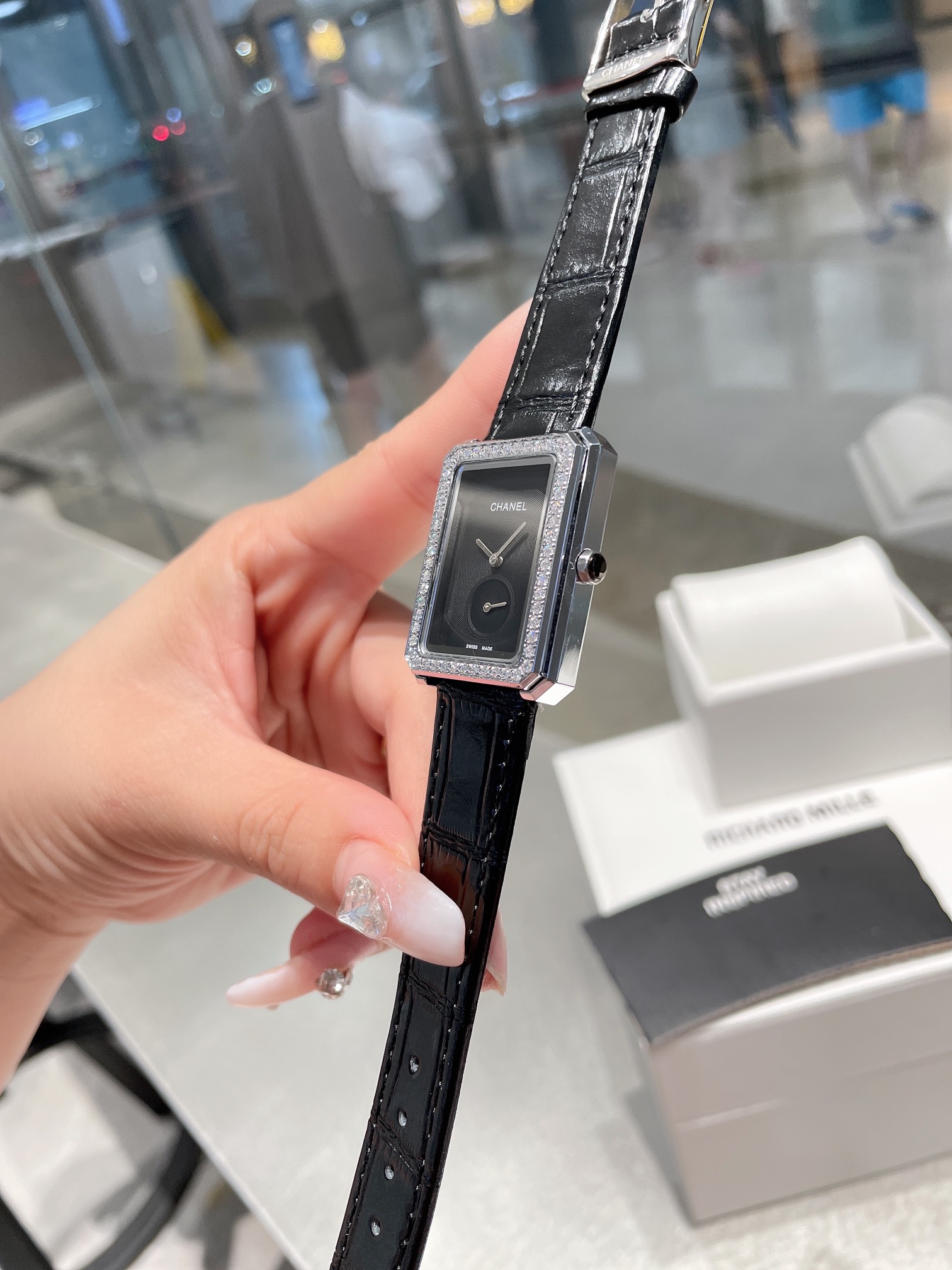 cc  Boy.FRIEND new arrival women watch