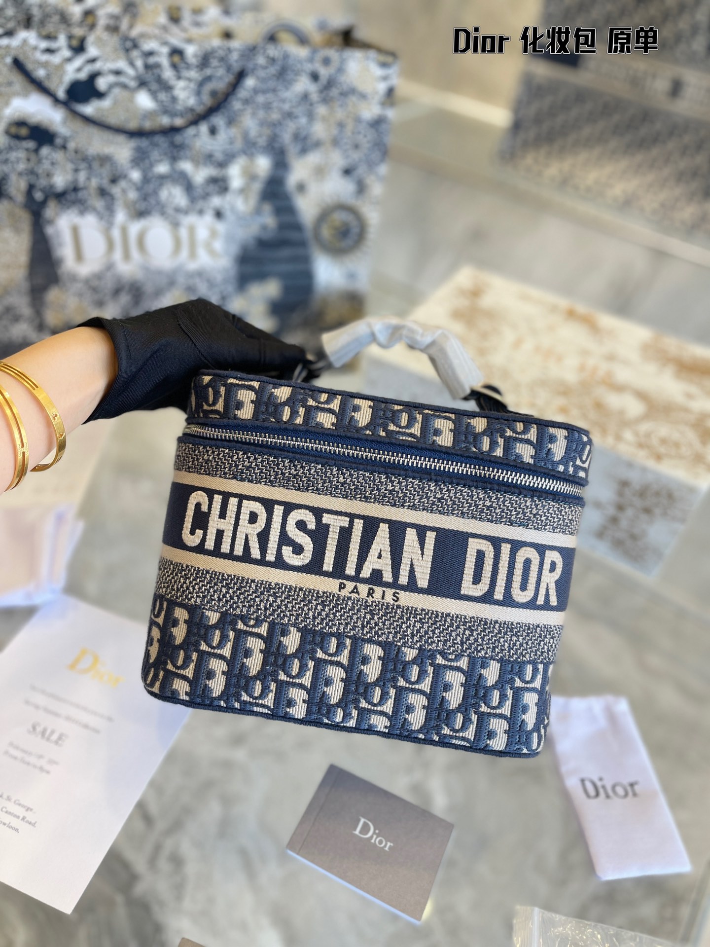 D new arrival bucket bag size;25*15*14cm