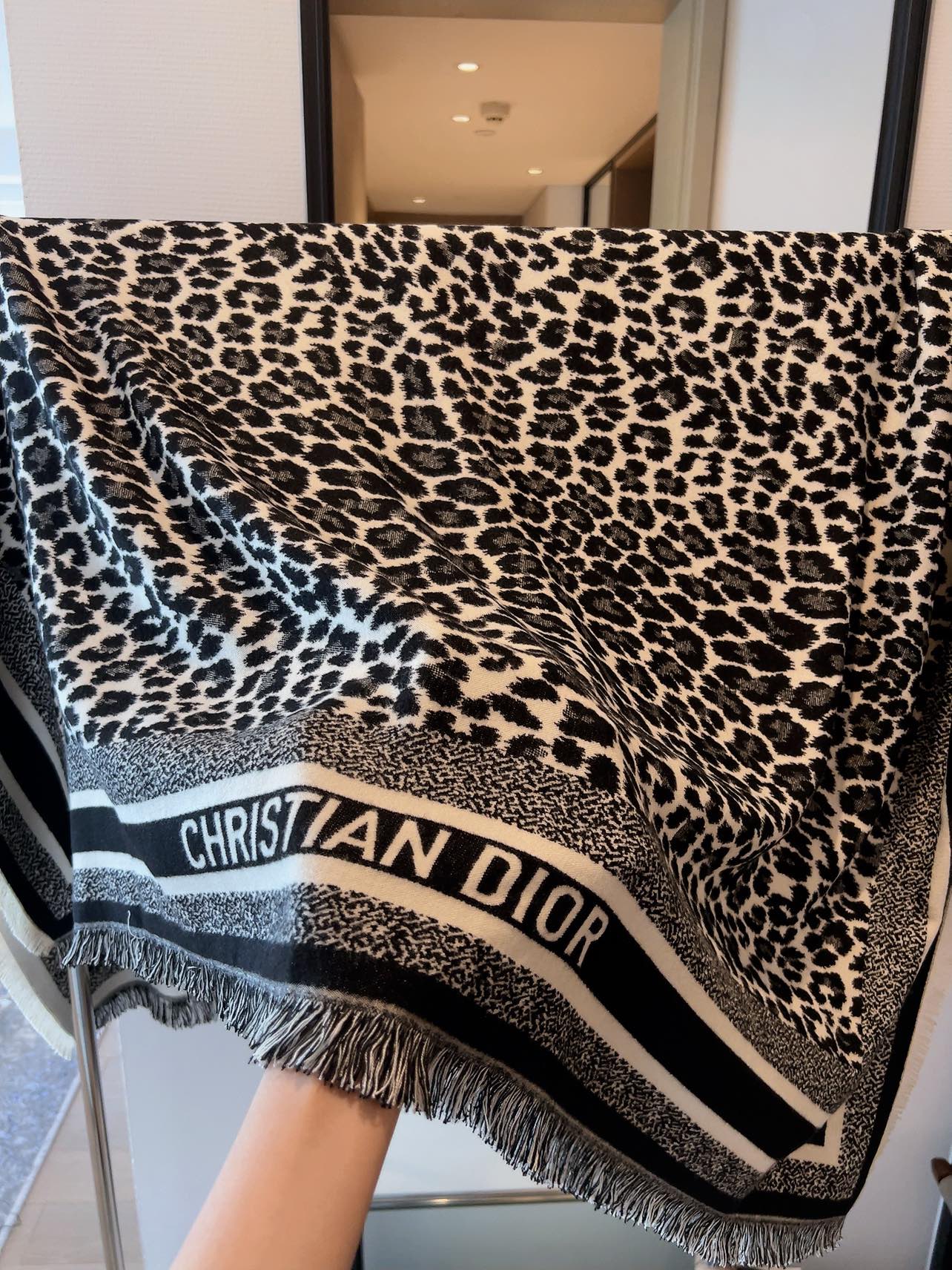 D new arrival women scarf size 140*140 cm 0019